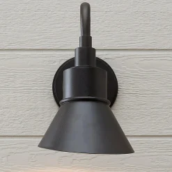 Hunter Outdoor Sconce - Small