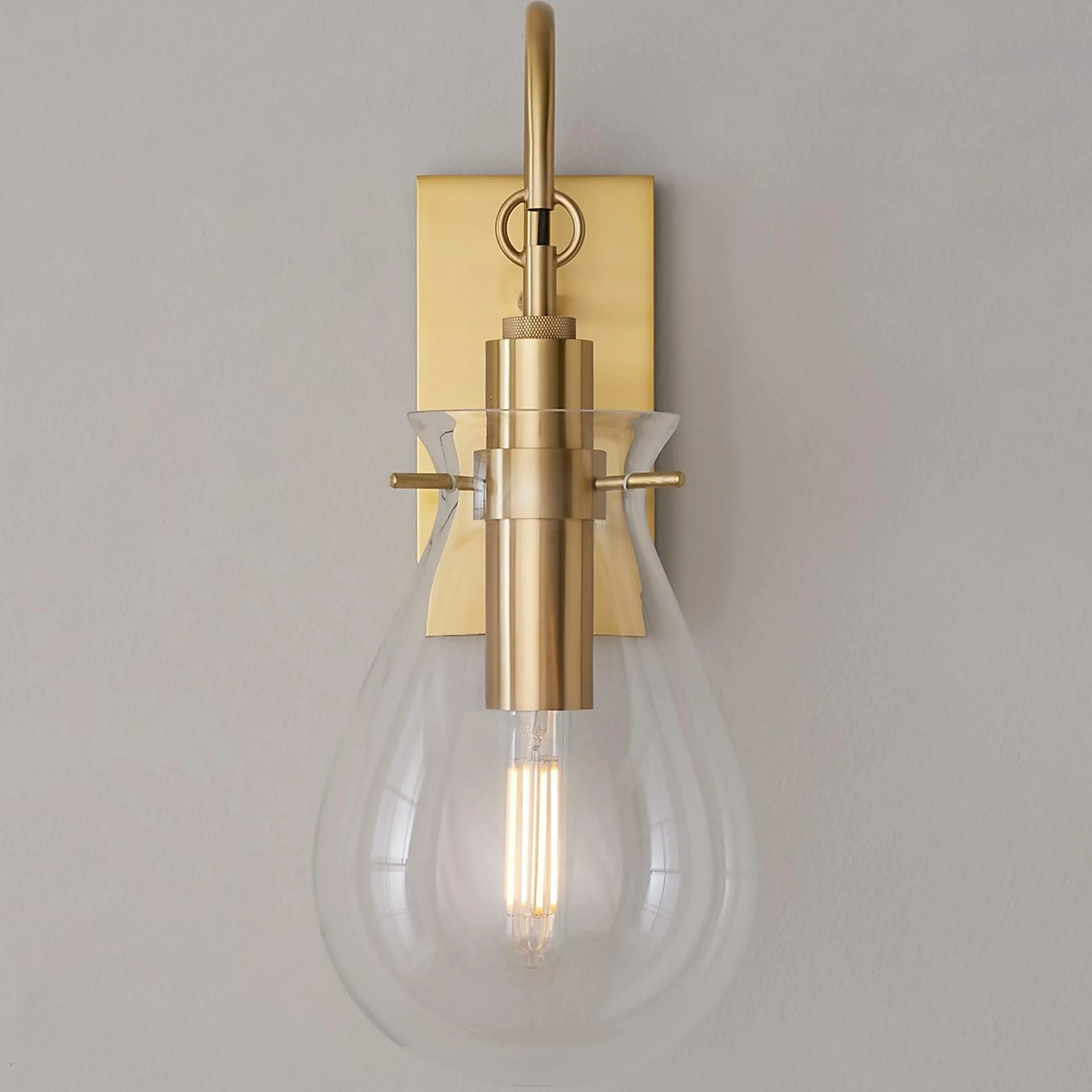 Huttonspark Sconce