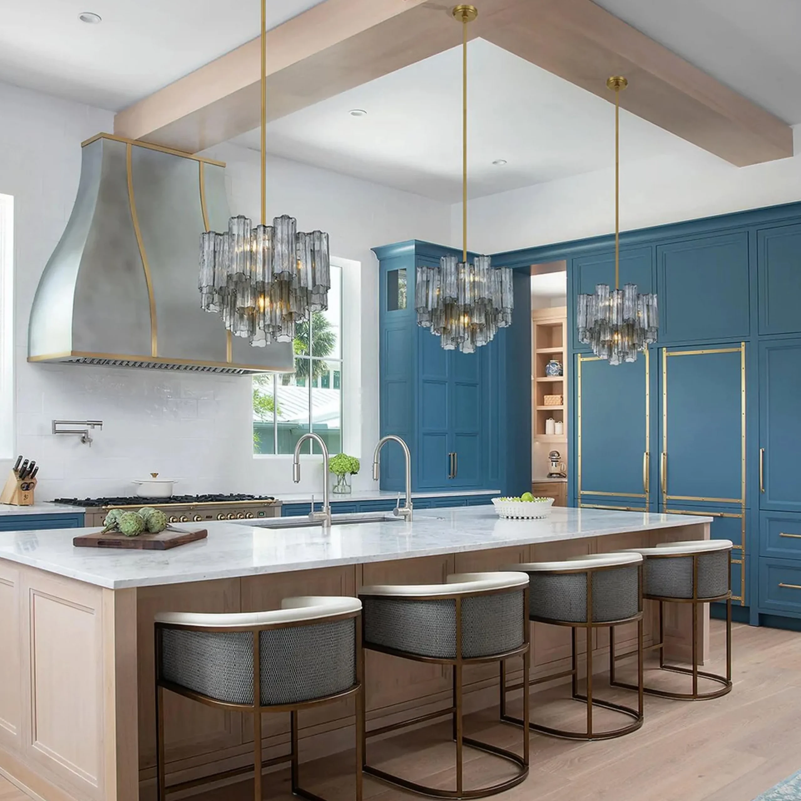Imondo Chandelier - 4 Light - Smoke