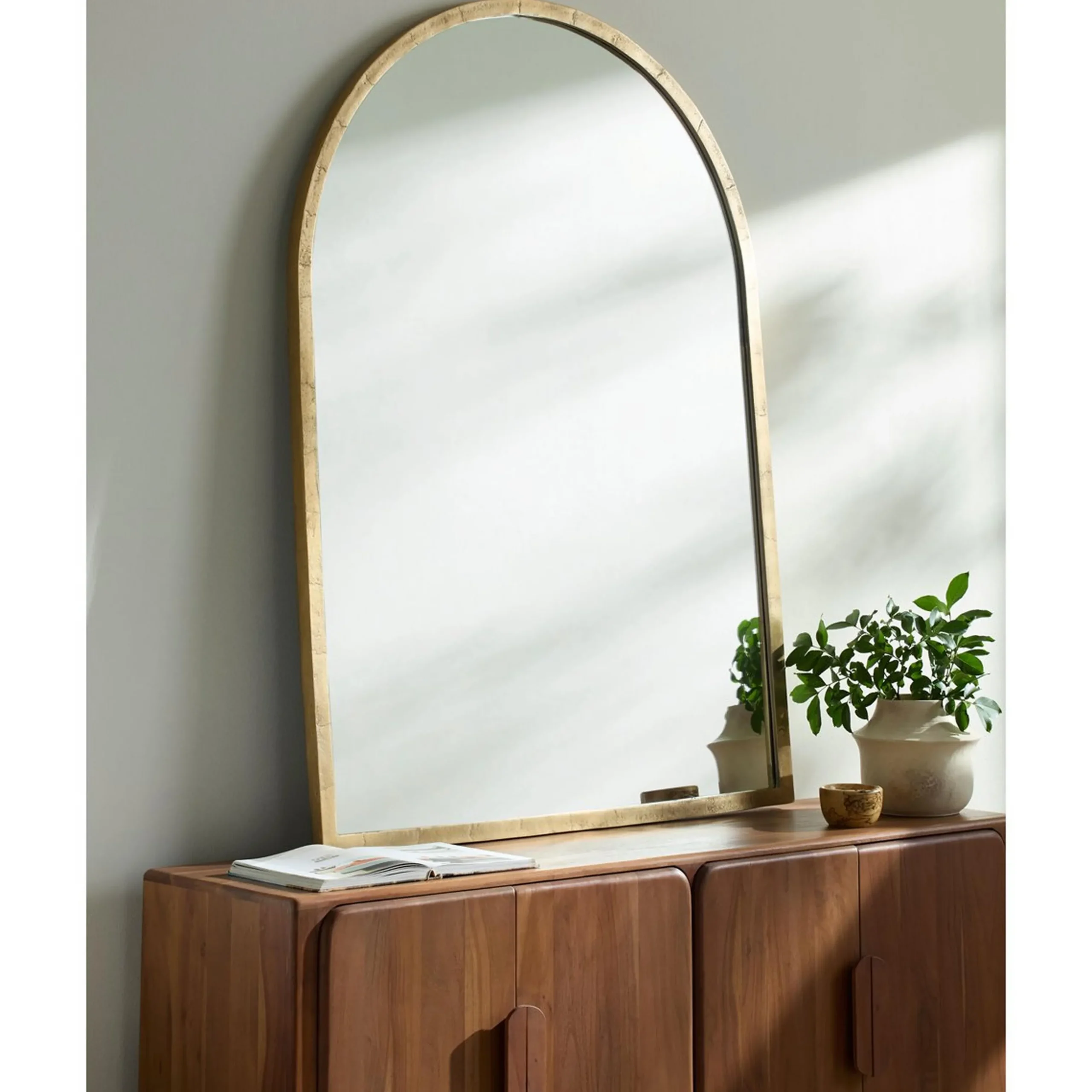 Inyene Mirror
