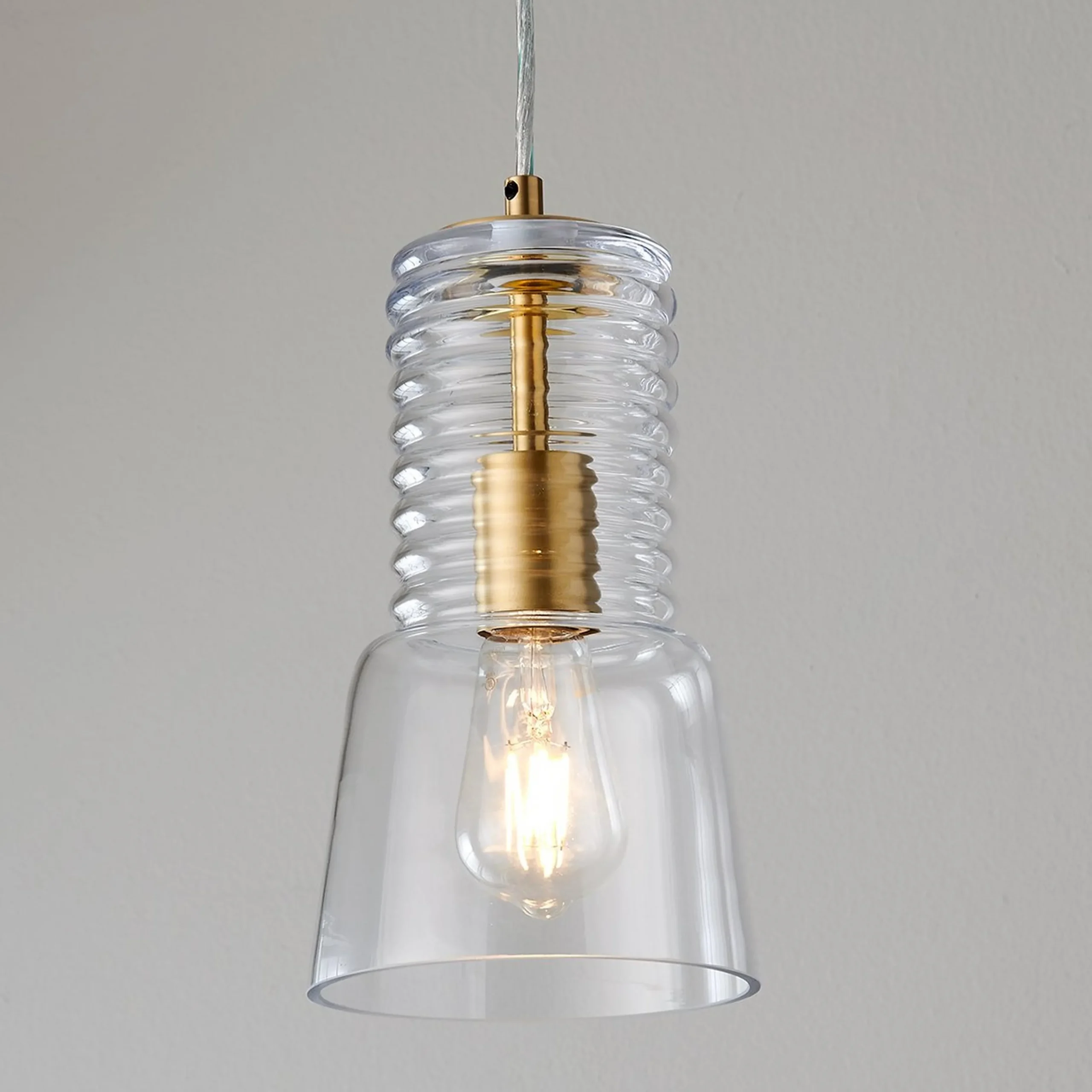 Isolant Pendant