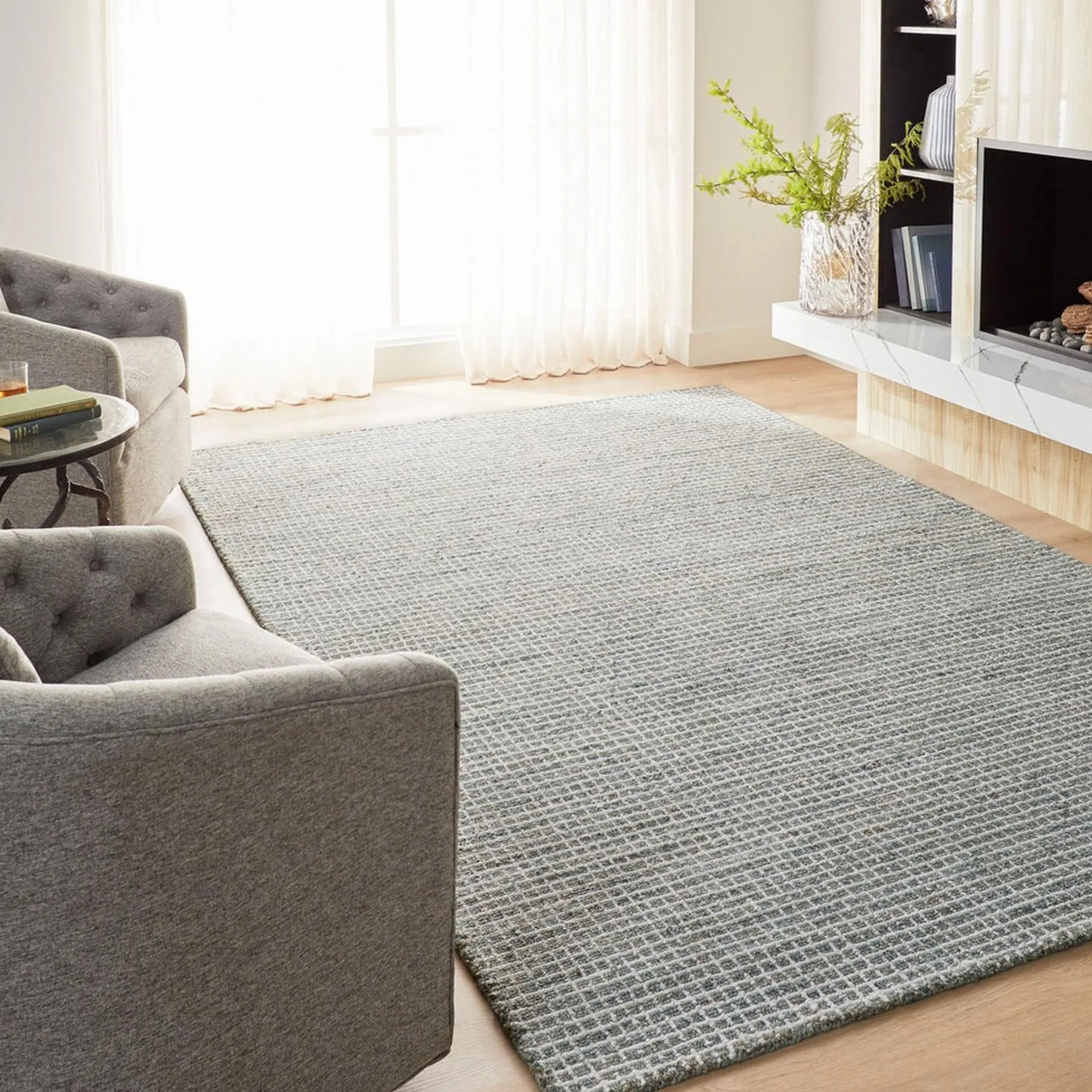 Janice Hand-Hooked Indoor/Outdoor Rug