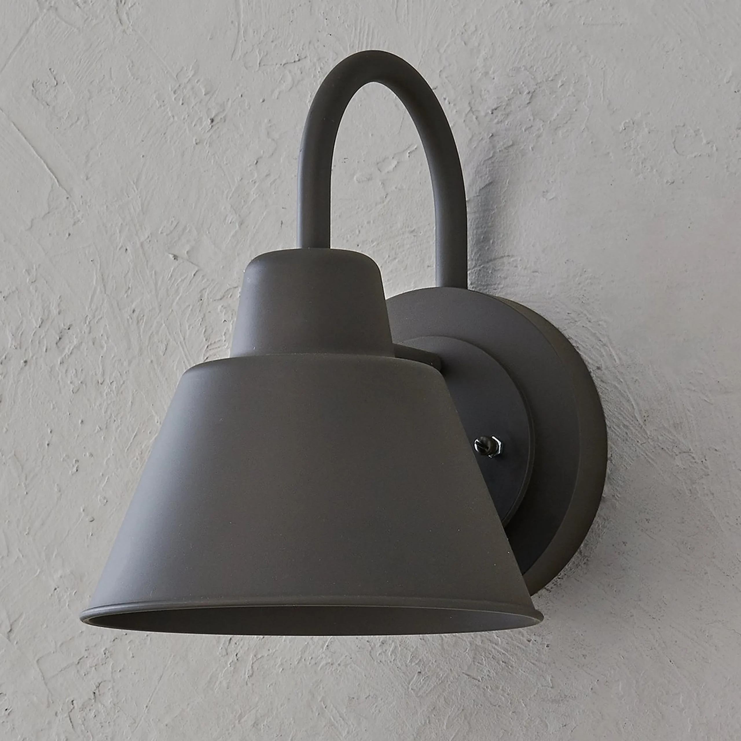 Jennings Outdoor Sconce