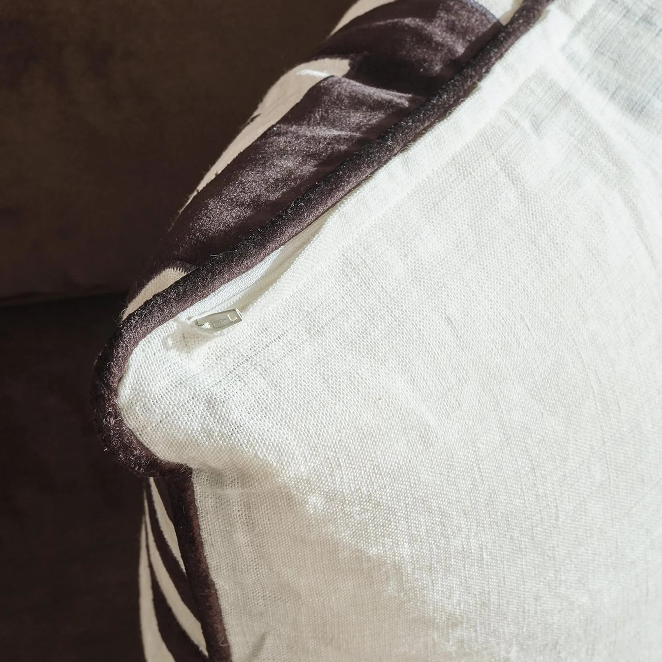 Jio Pillow