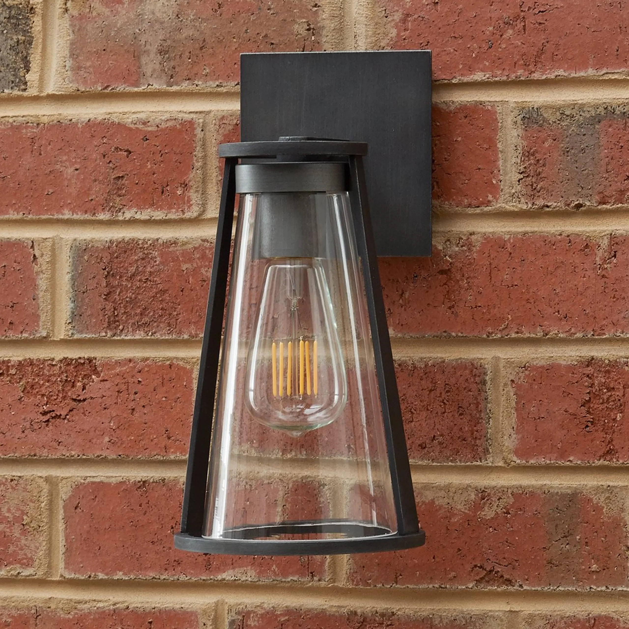Jubail Outdoor Pocket Sconce