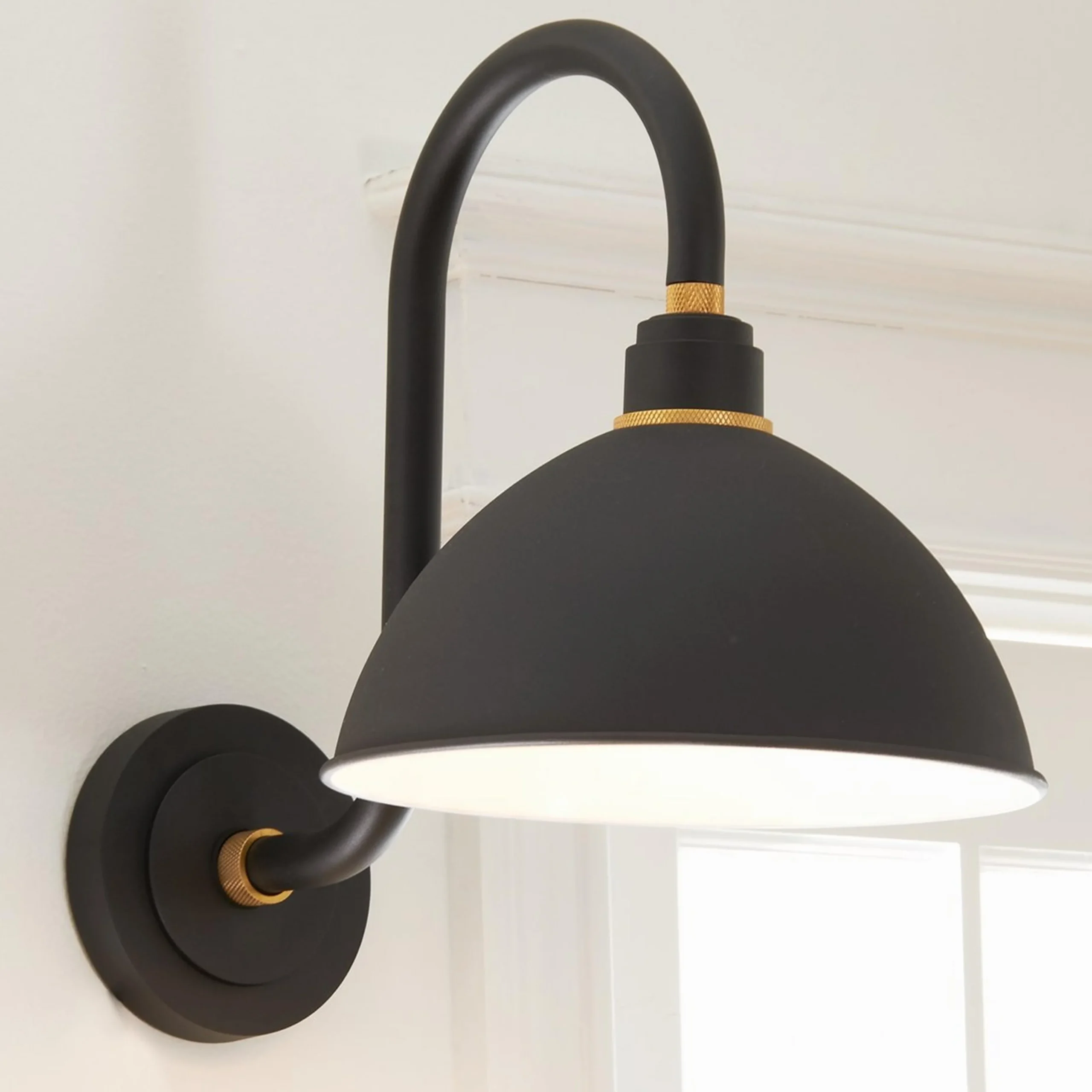 Knurled Accent Outdoor Sconce