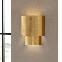 Kyron Sconce