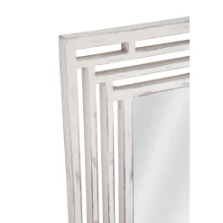 Labyrinth Mirror