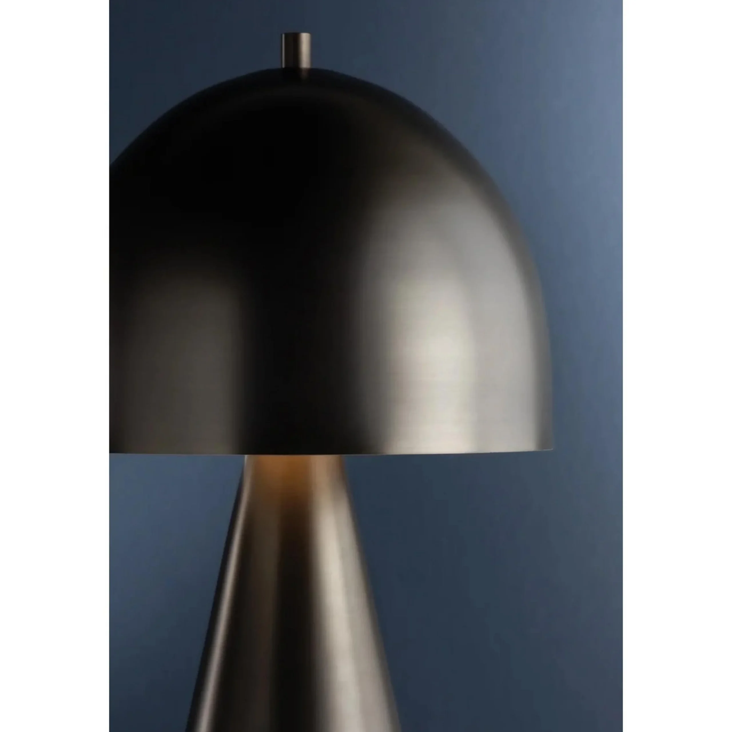 Lampedo Rechargeable LED Table Lamp