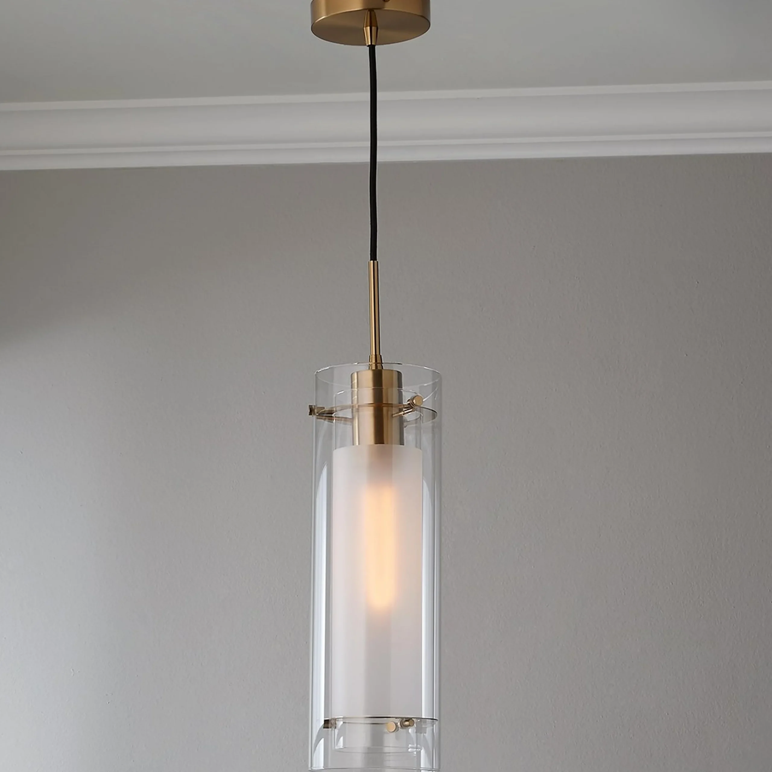 Larza Pendant