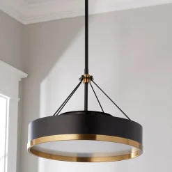 Liam Chandelier