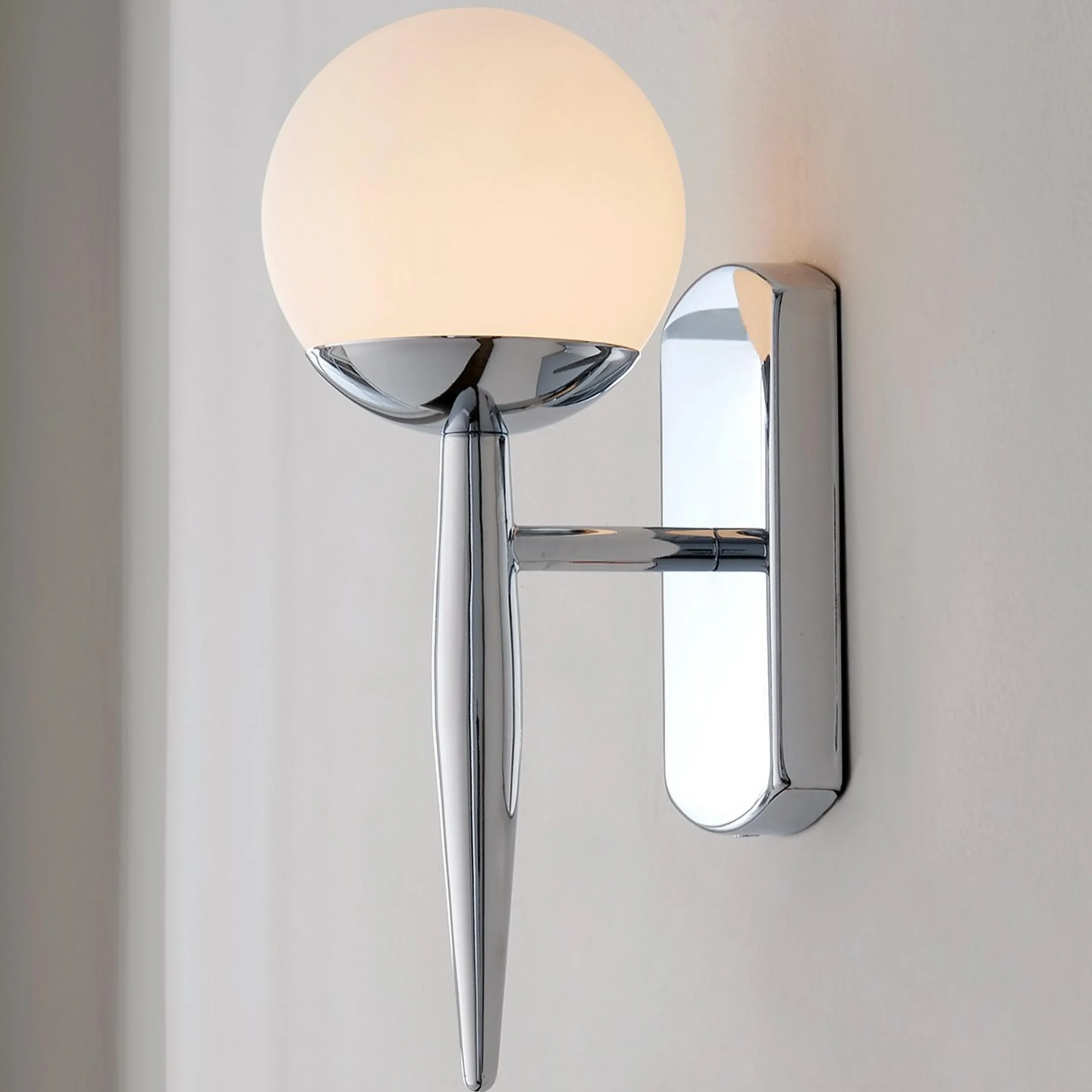 Linear Globe Sconce