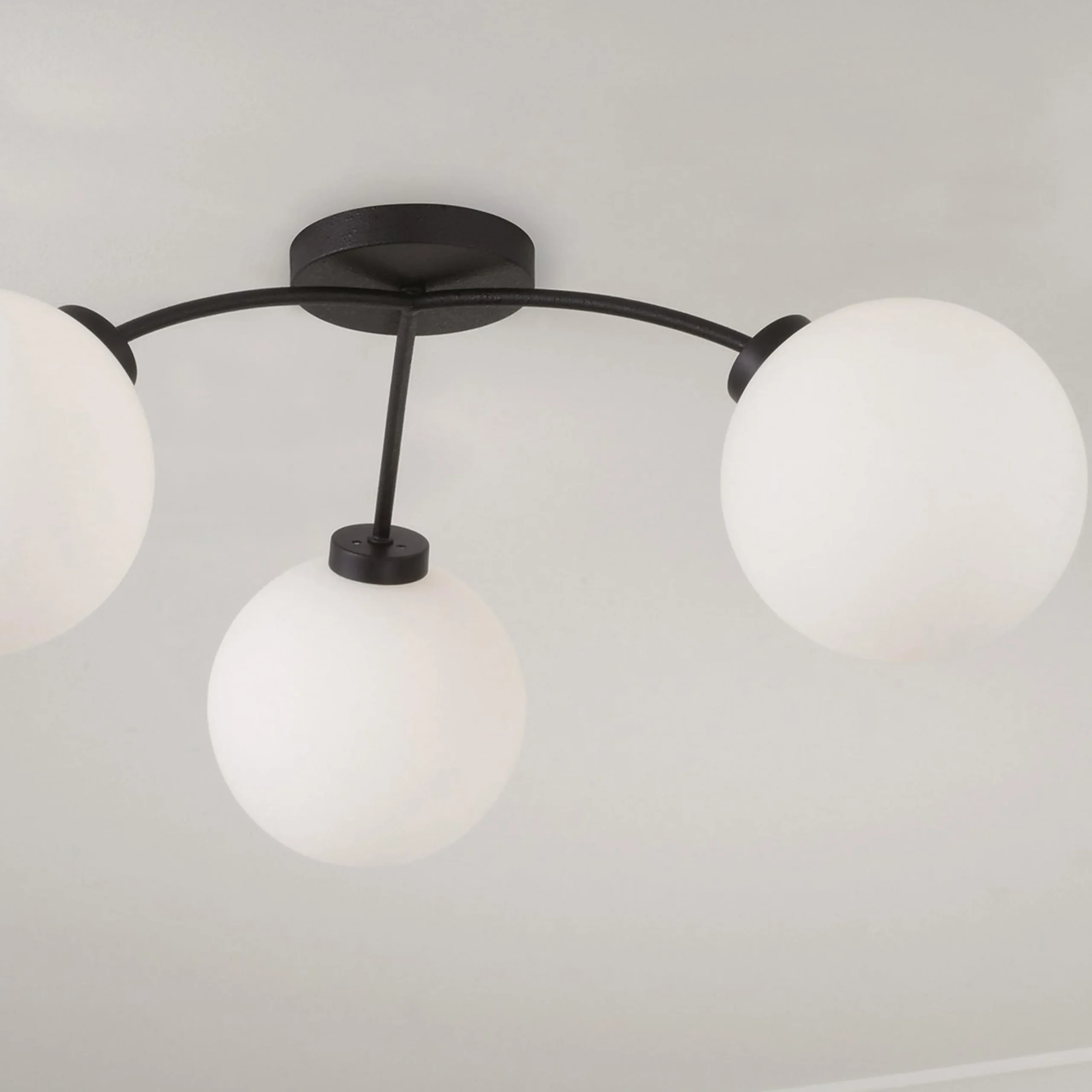 Lockstep Ceiling Light