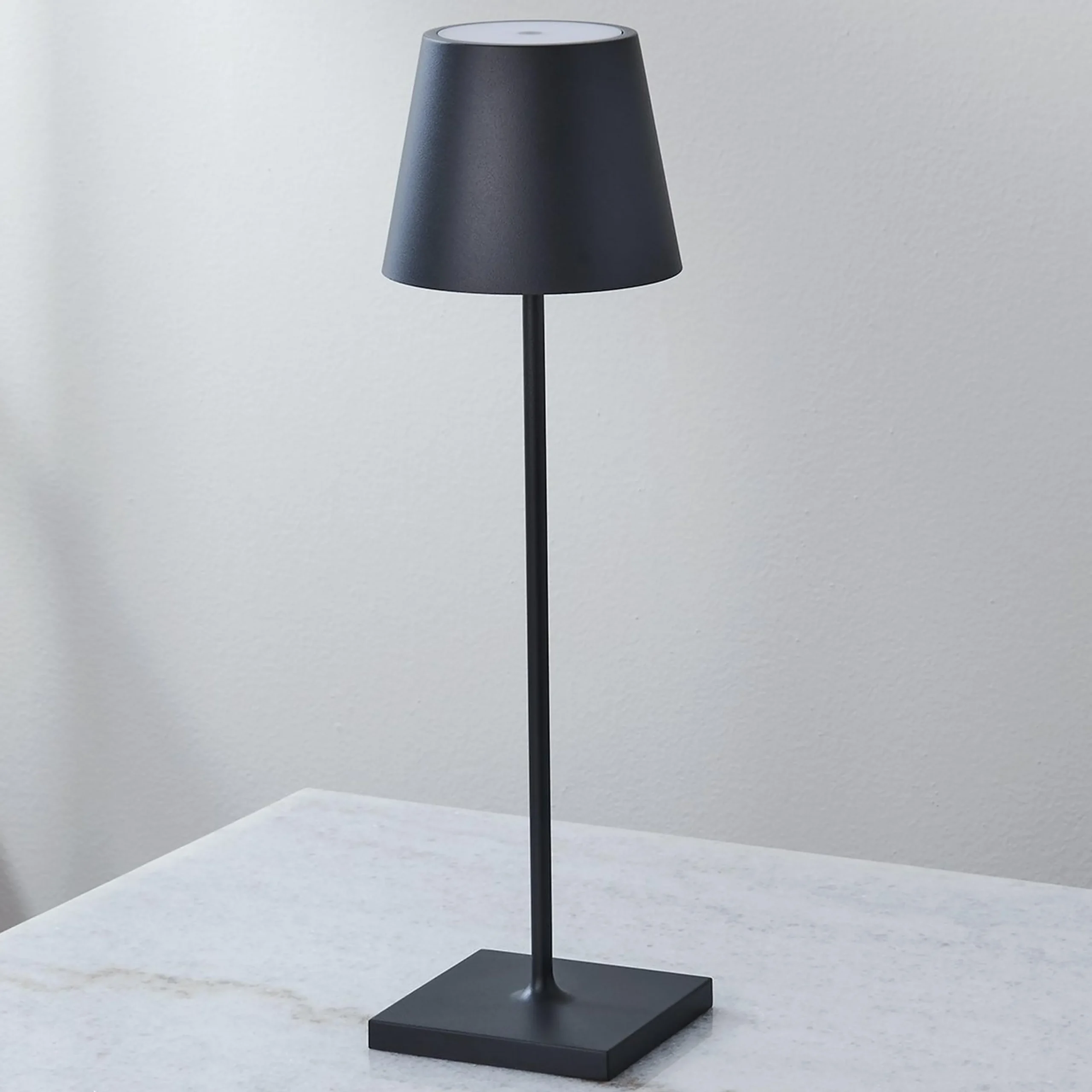 Lucy Cordless Table Lamp