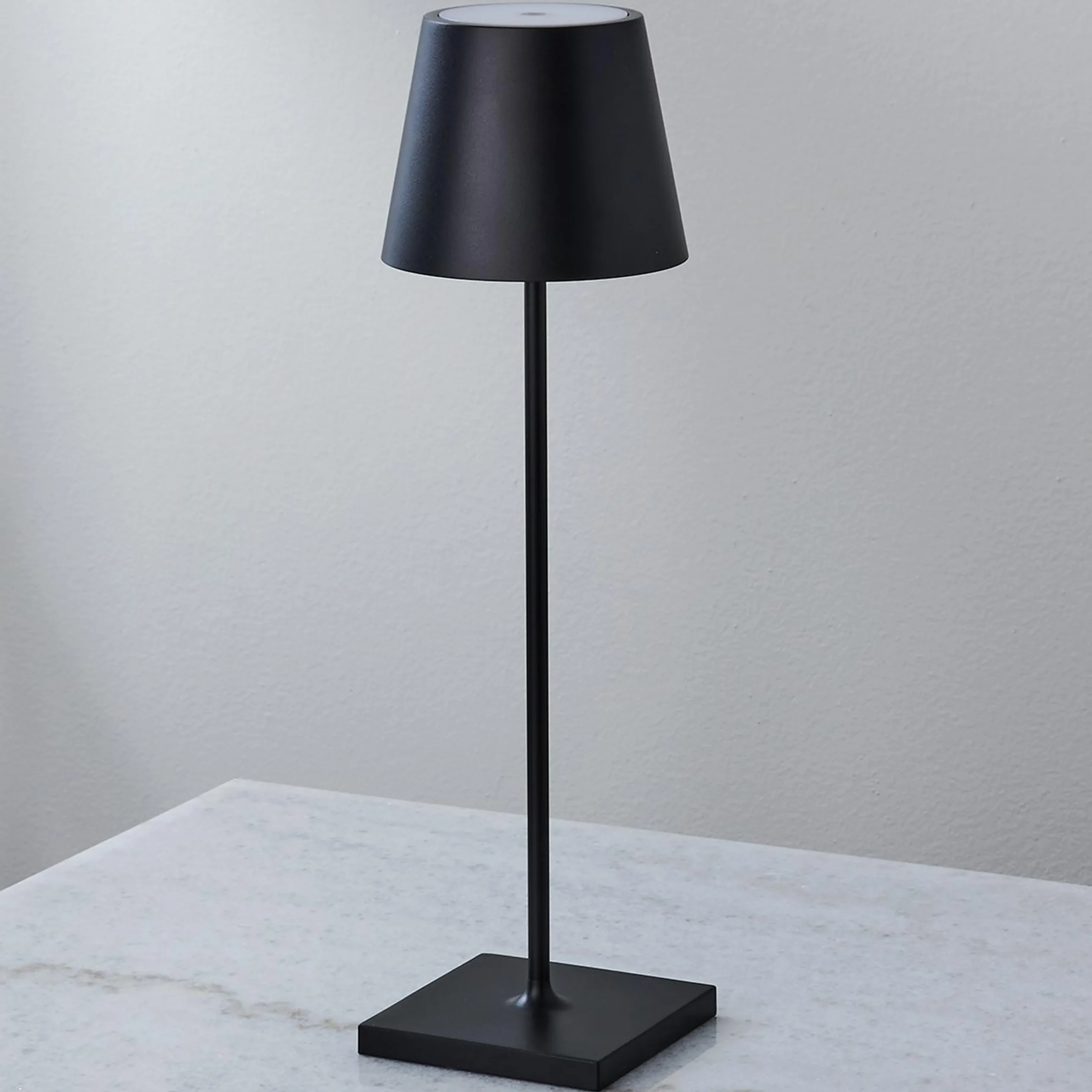 Lucy Cordless Table Lamp