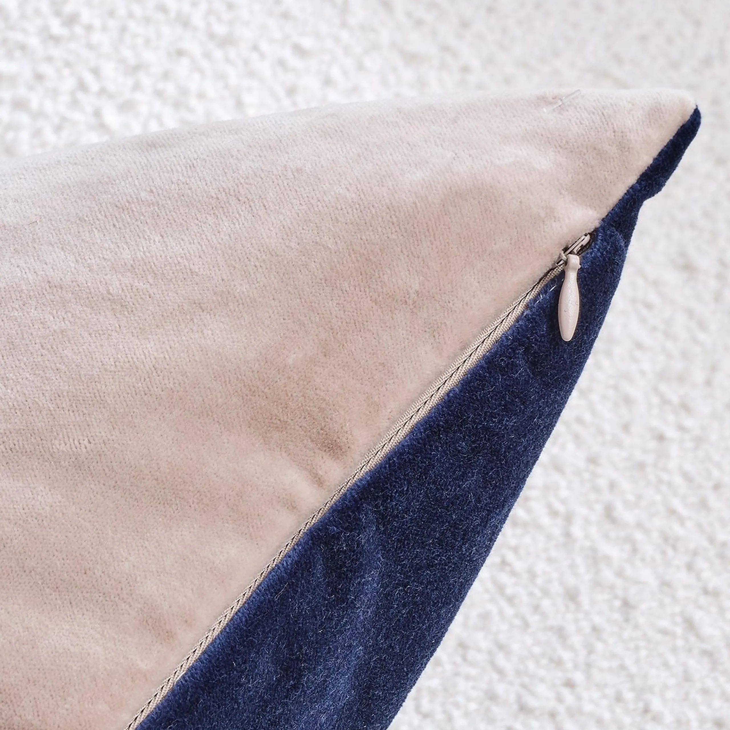 Medio Pillow