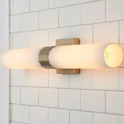 Minimal Chic Bath Sconce