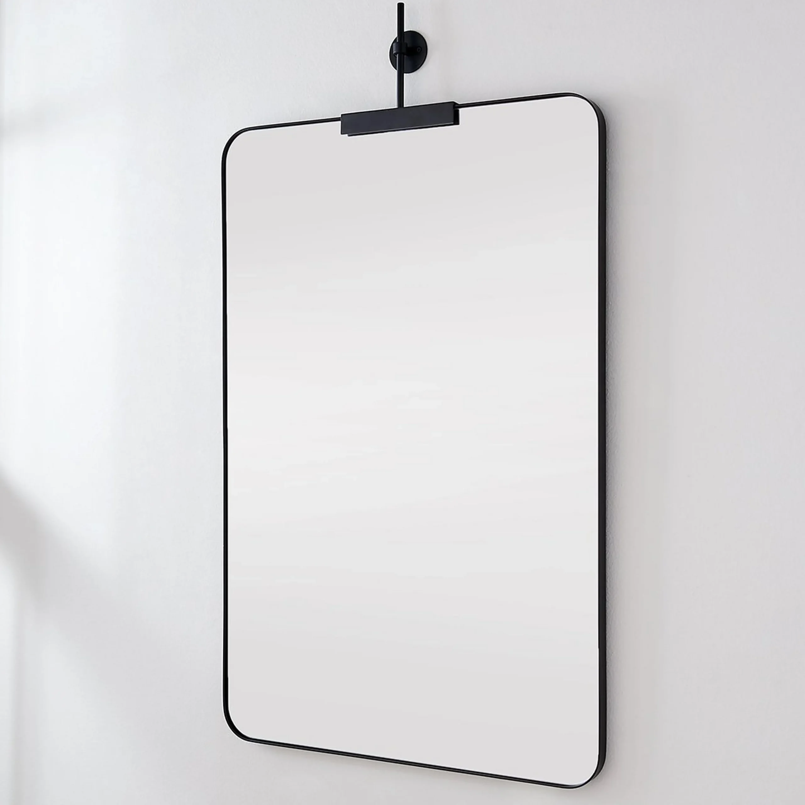 Minimalist Diem Mirror