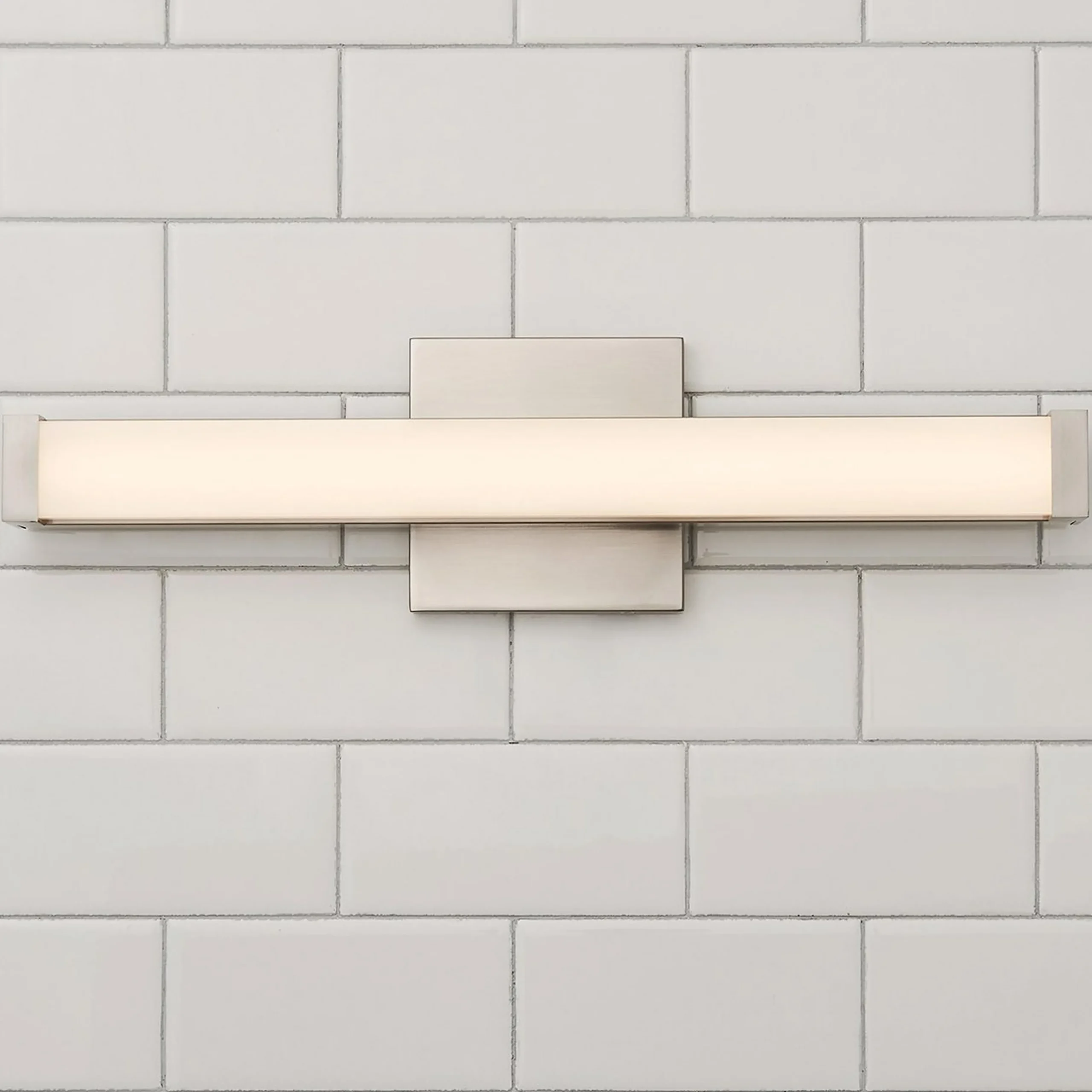 Modern Bar Vanity Light - 18"