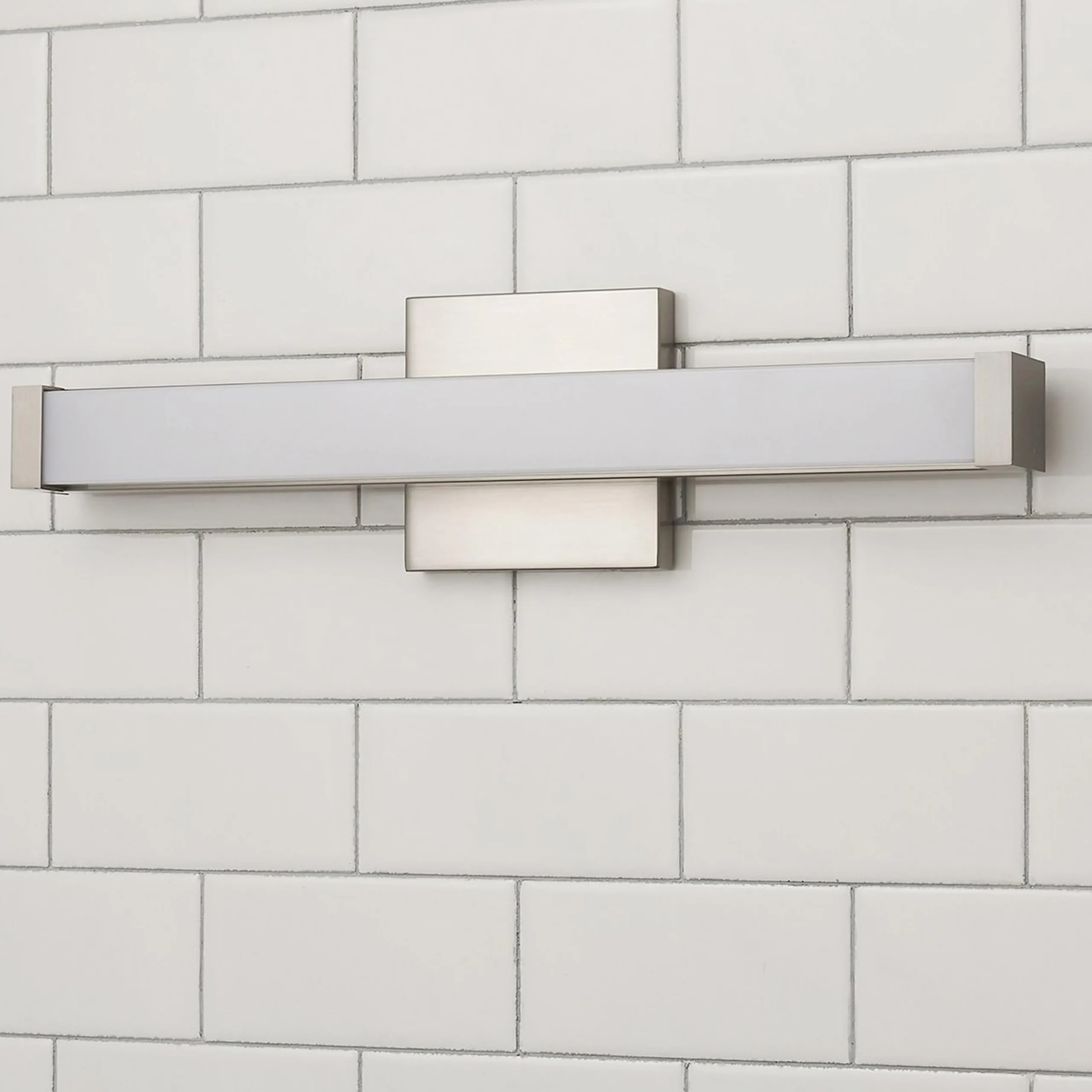 Modern Bar Vanity Light - 18"