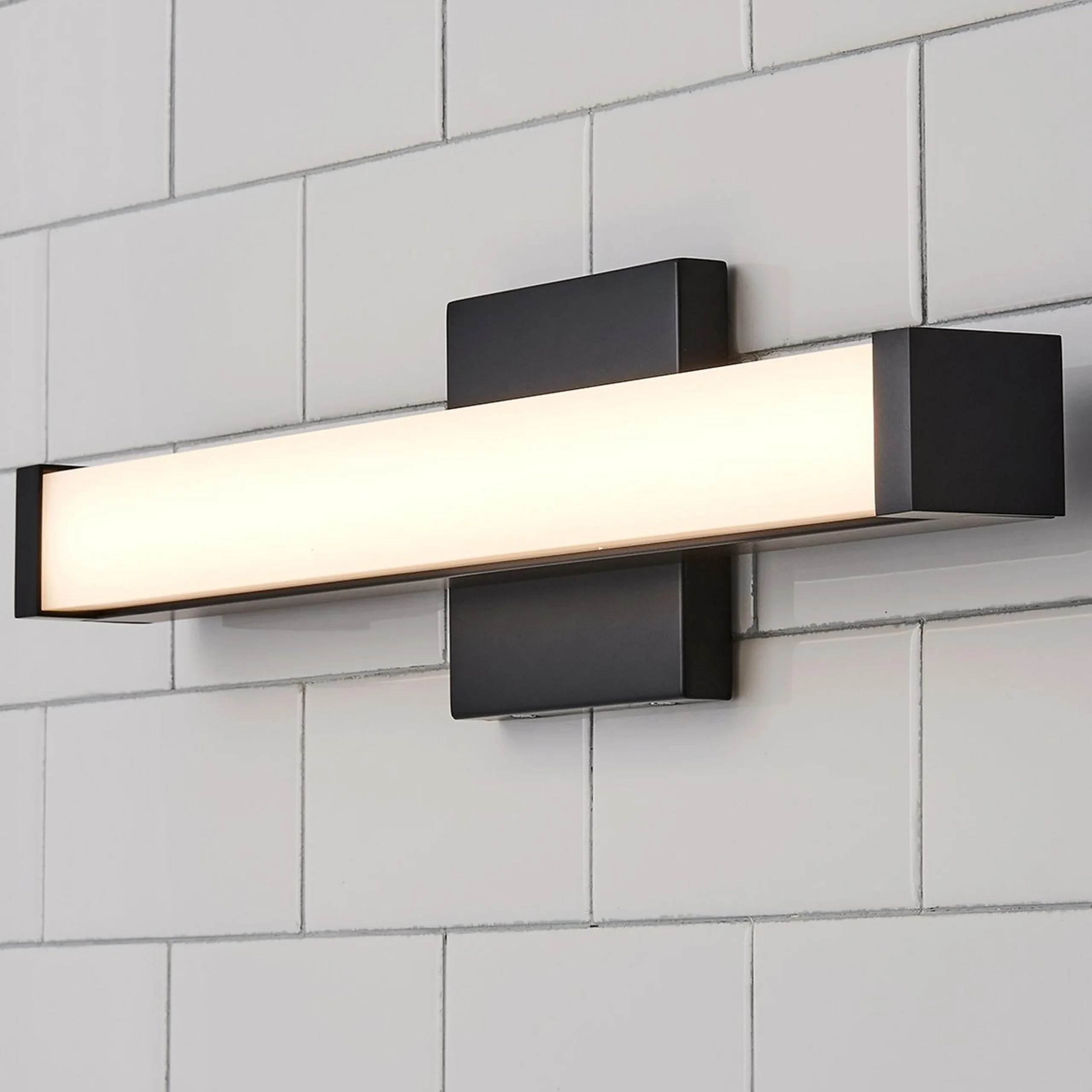 Modern Bar Vanity Light - 18"