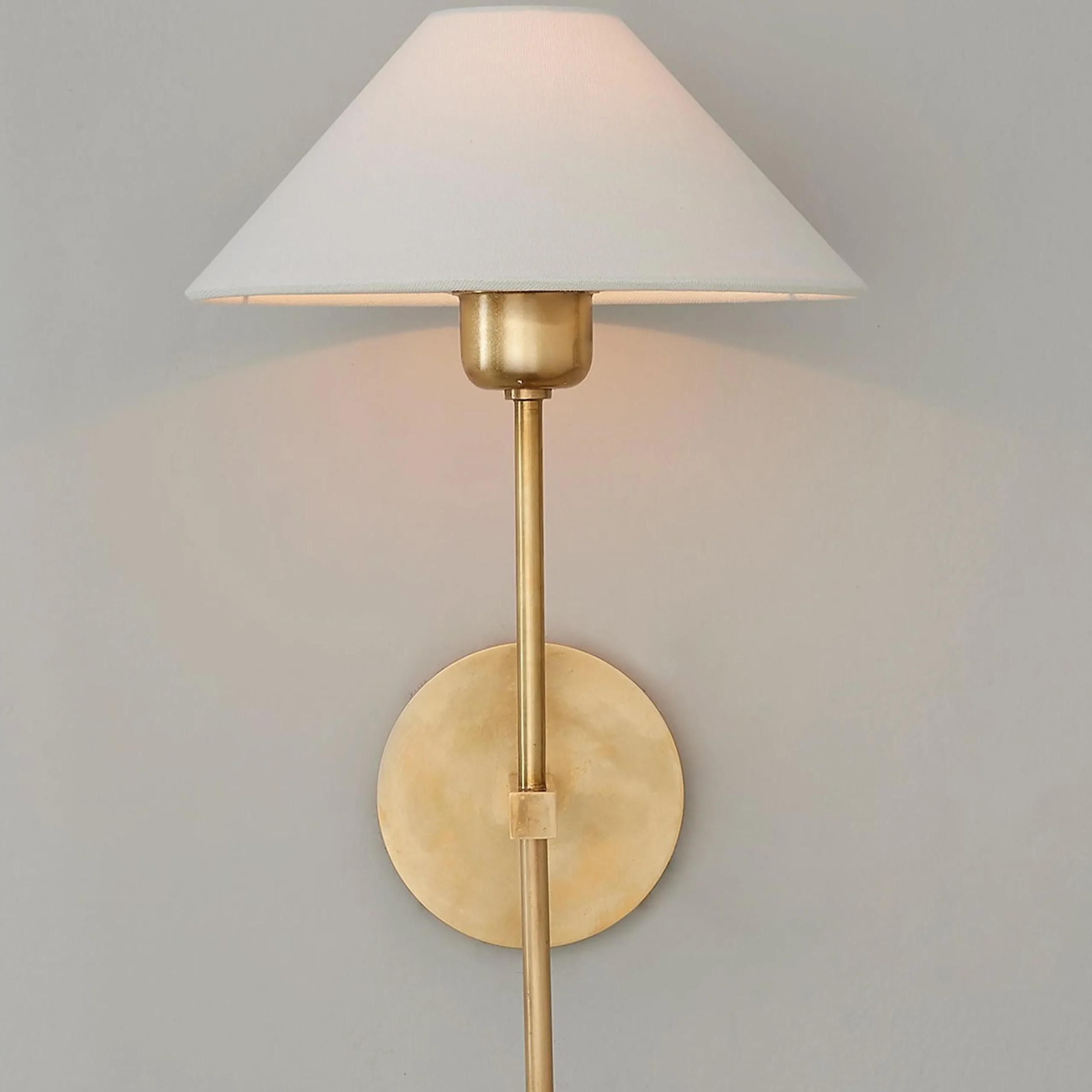 Modern Shaded Rod Sconce