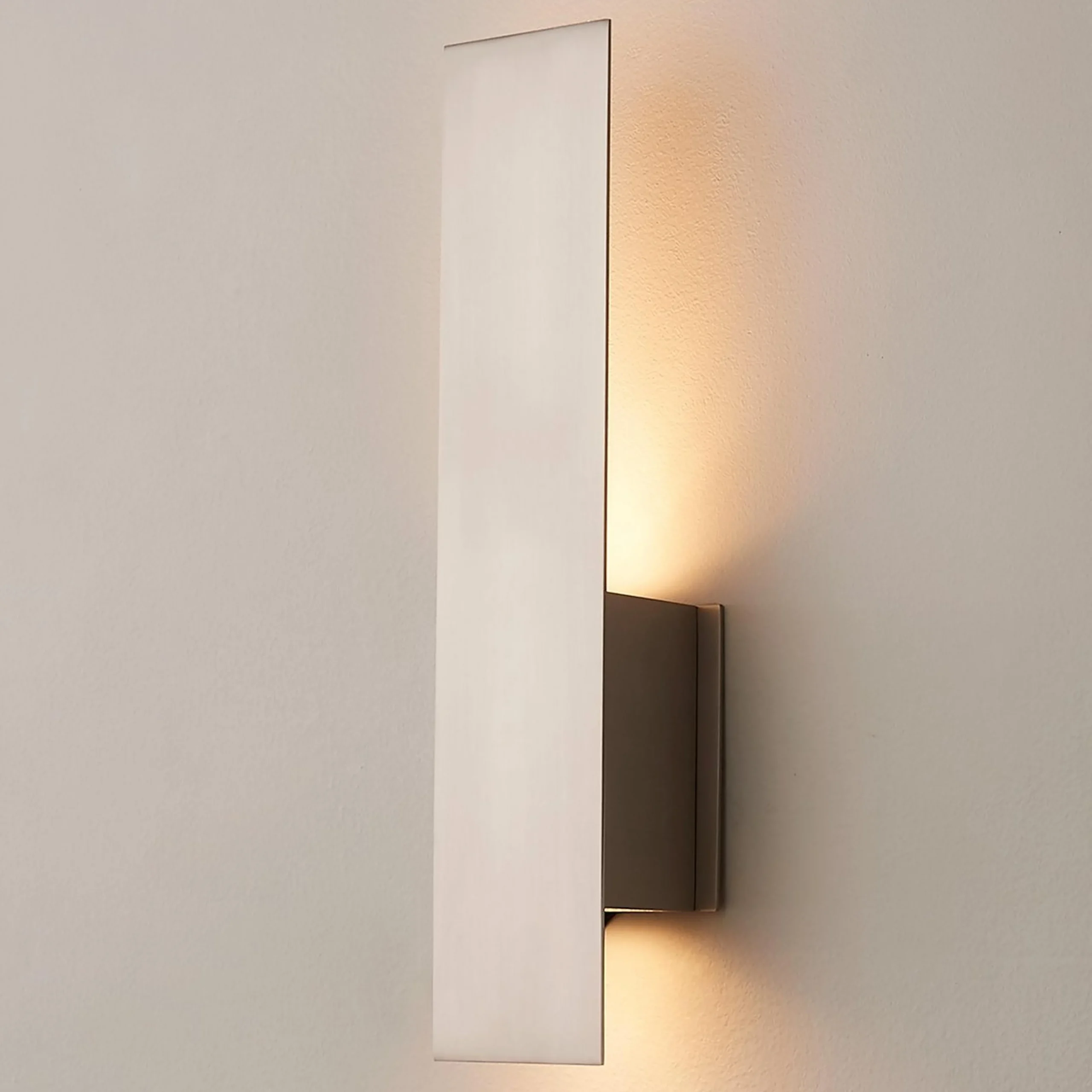 Modern Shielded Sconce