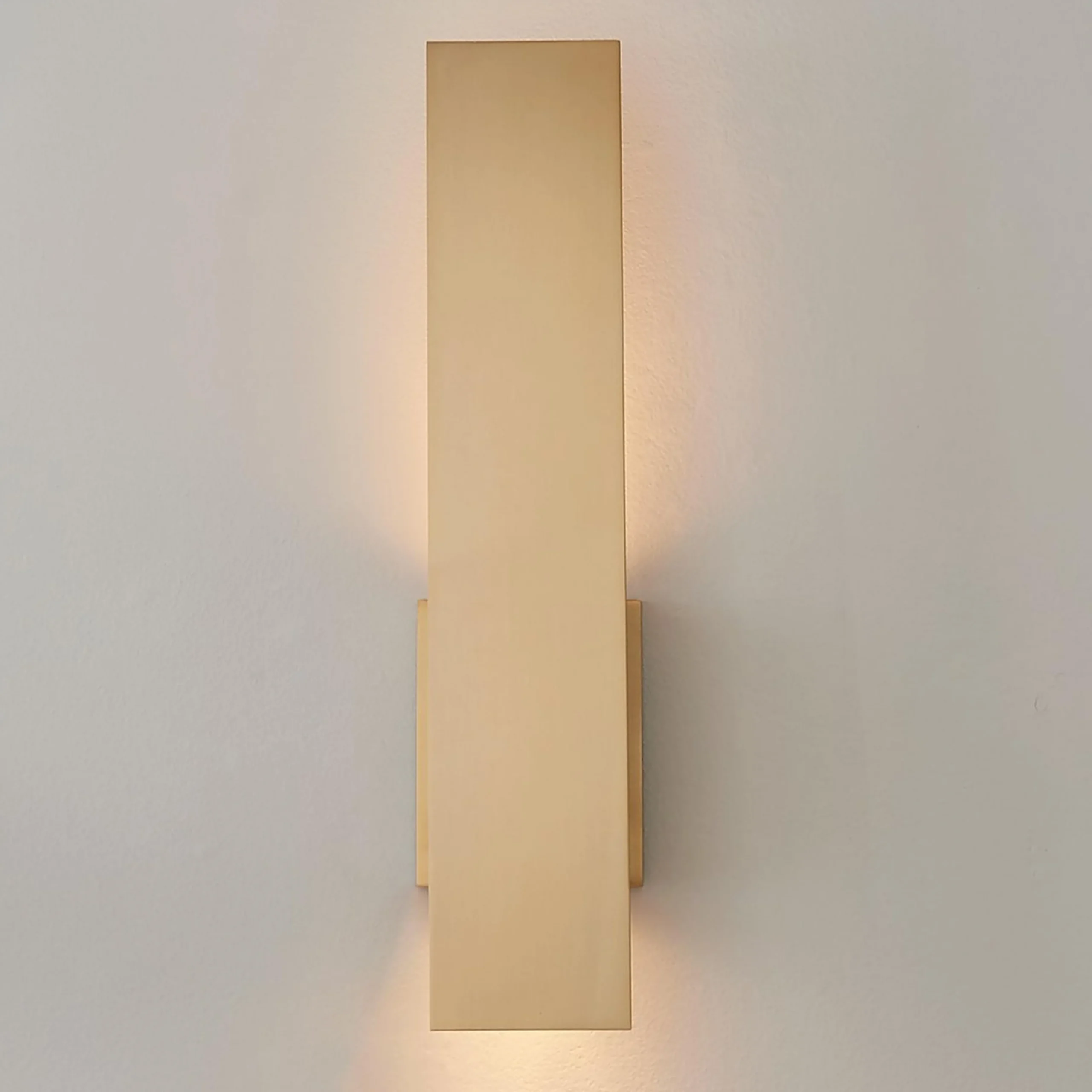 Modern Shielded Sconce