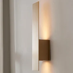 Modern Shielded Sconce