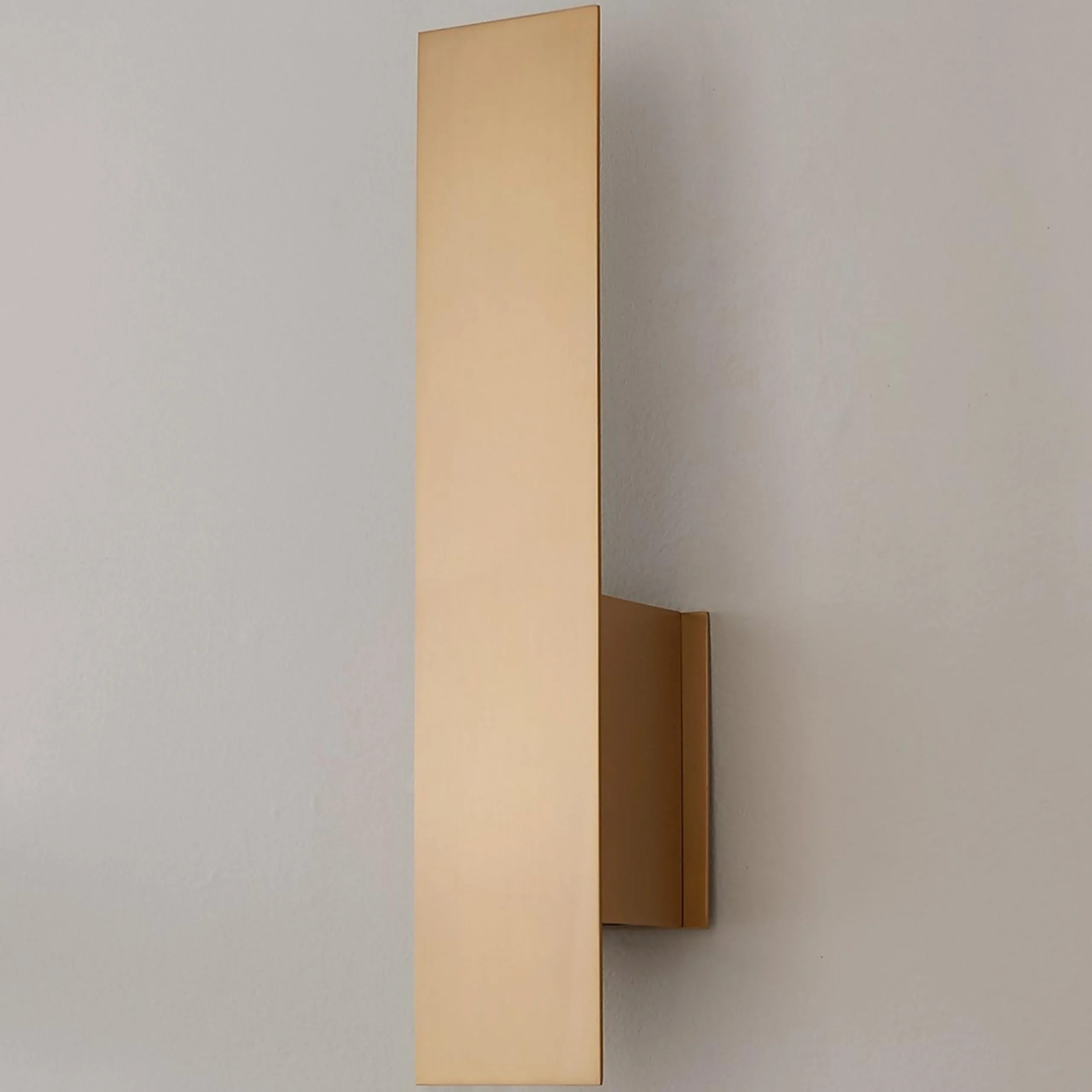 Modern Shielded Sconce