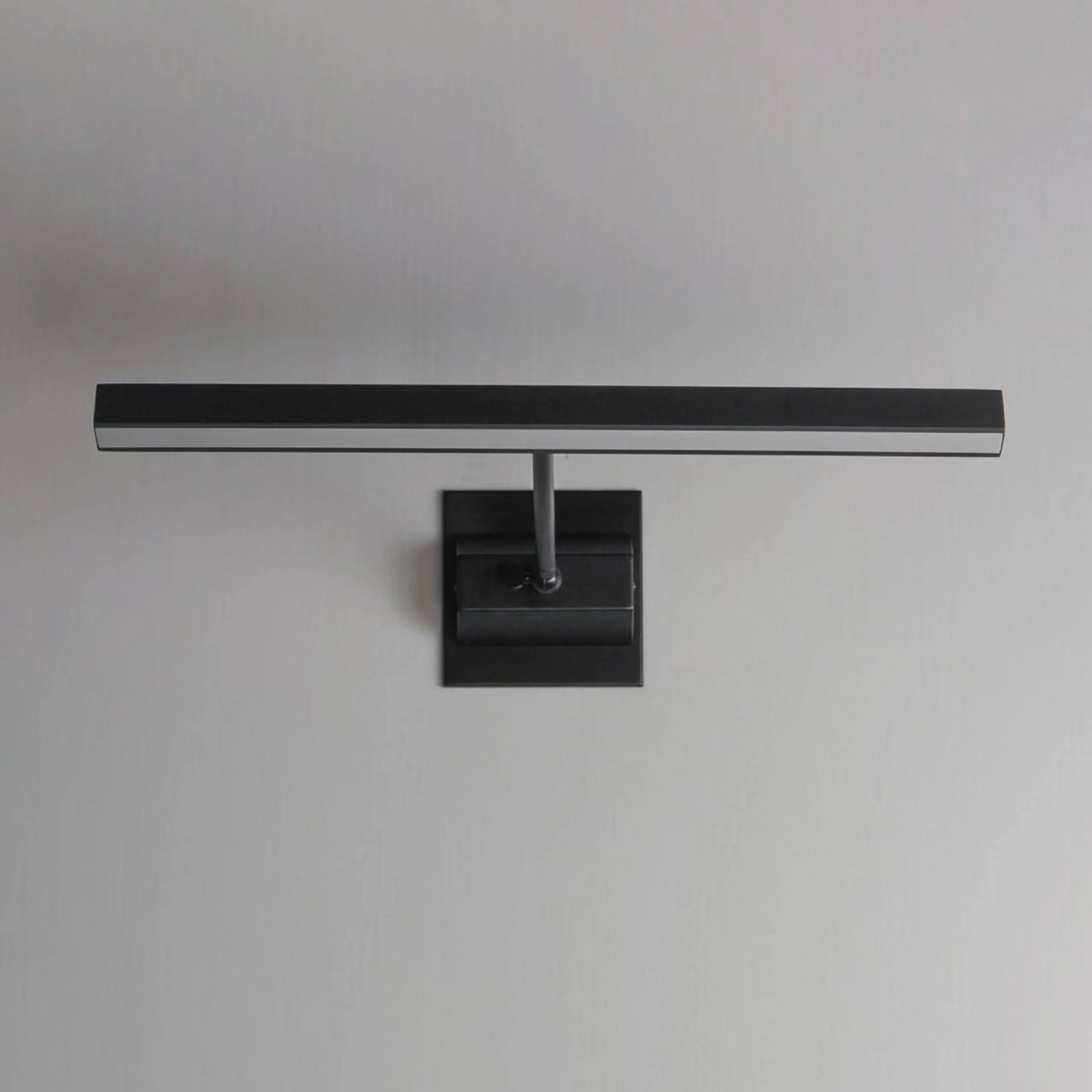 Myrina LED Picture Light - Medium