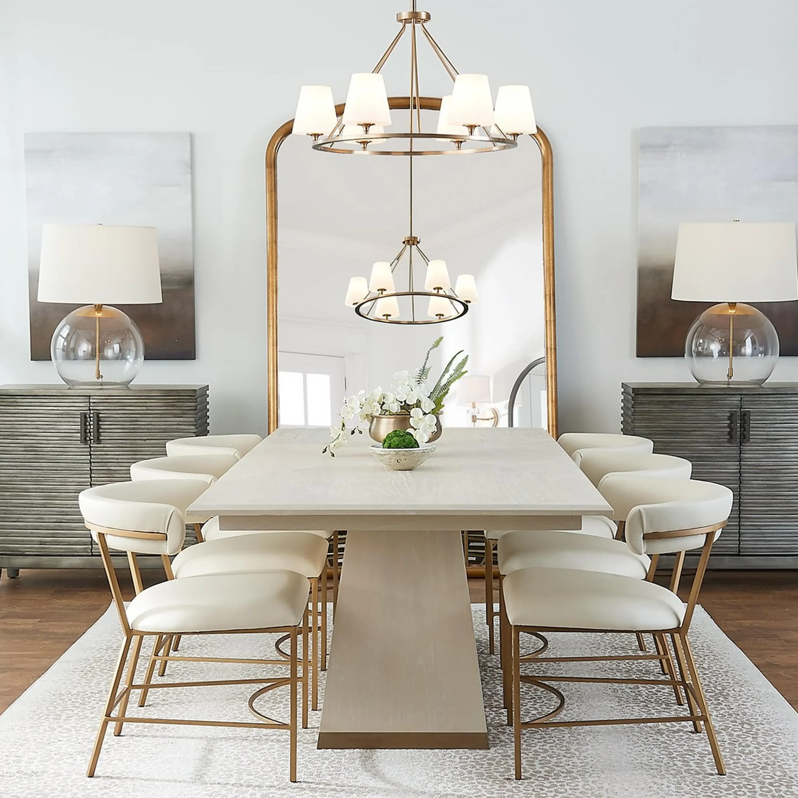 New York Chic Dining Table