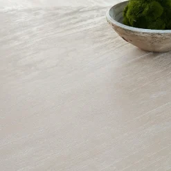 New York Chic Dining Table