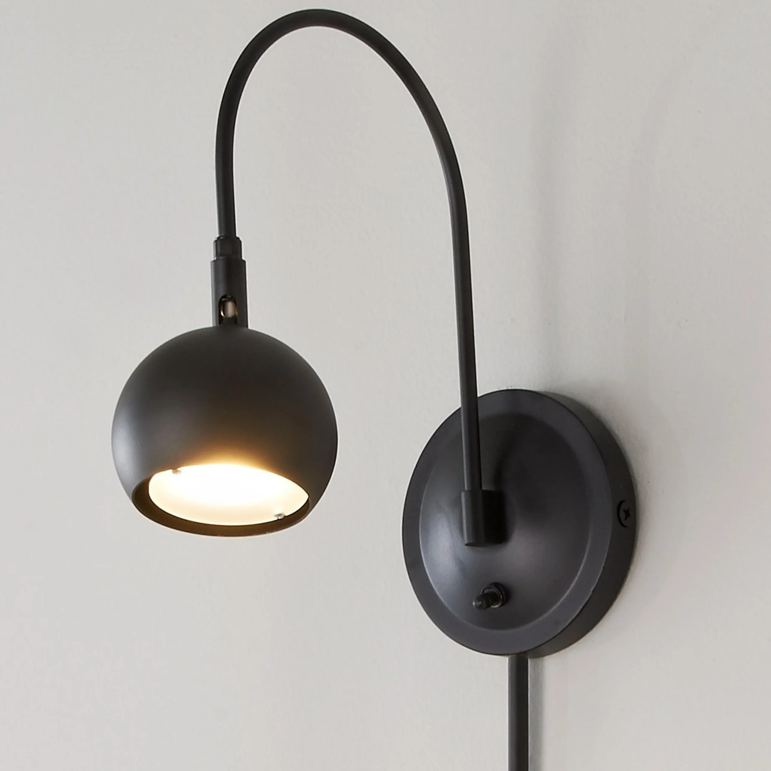 Nimbus Wall Light
