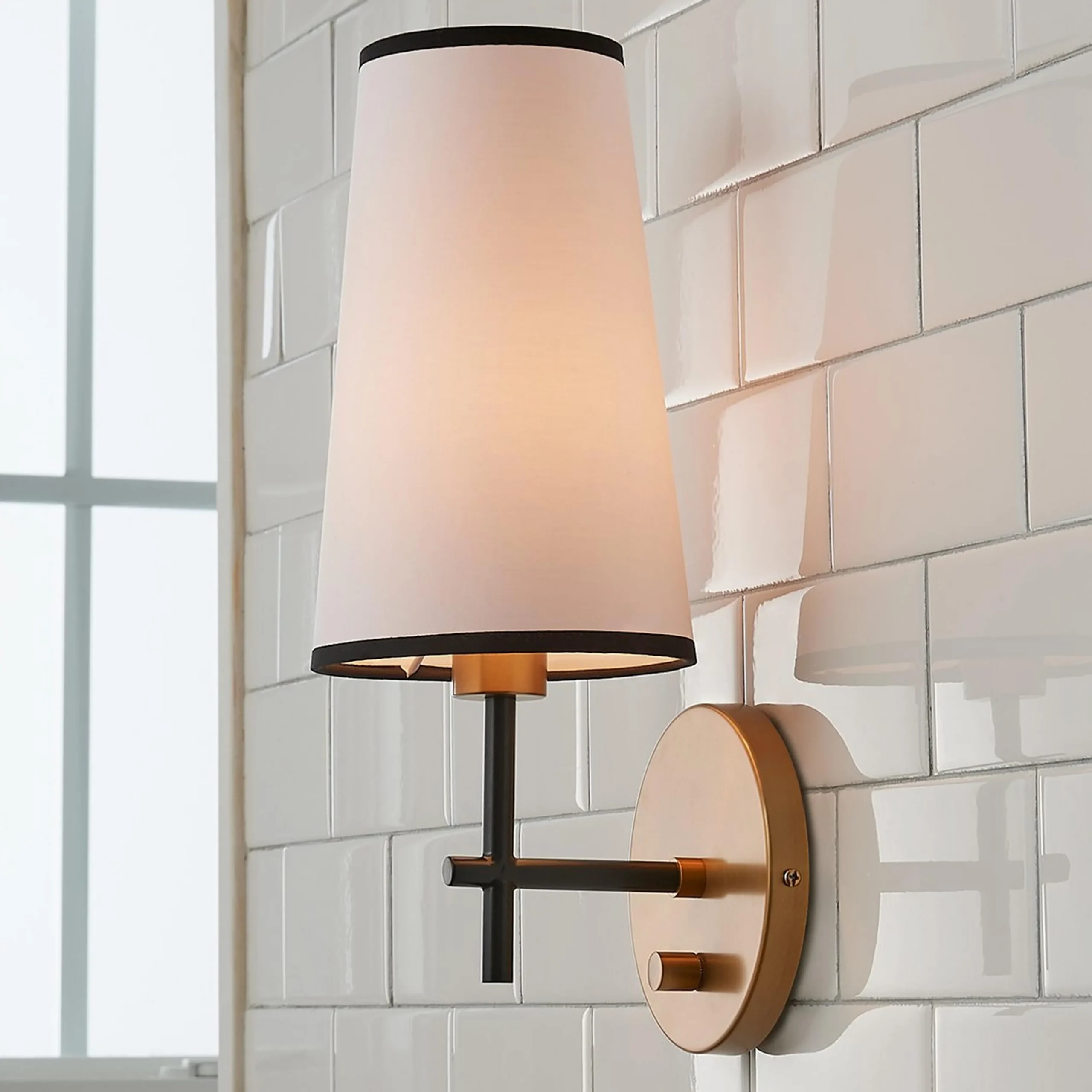 Noah Shaded Bath Sconce