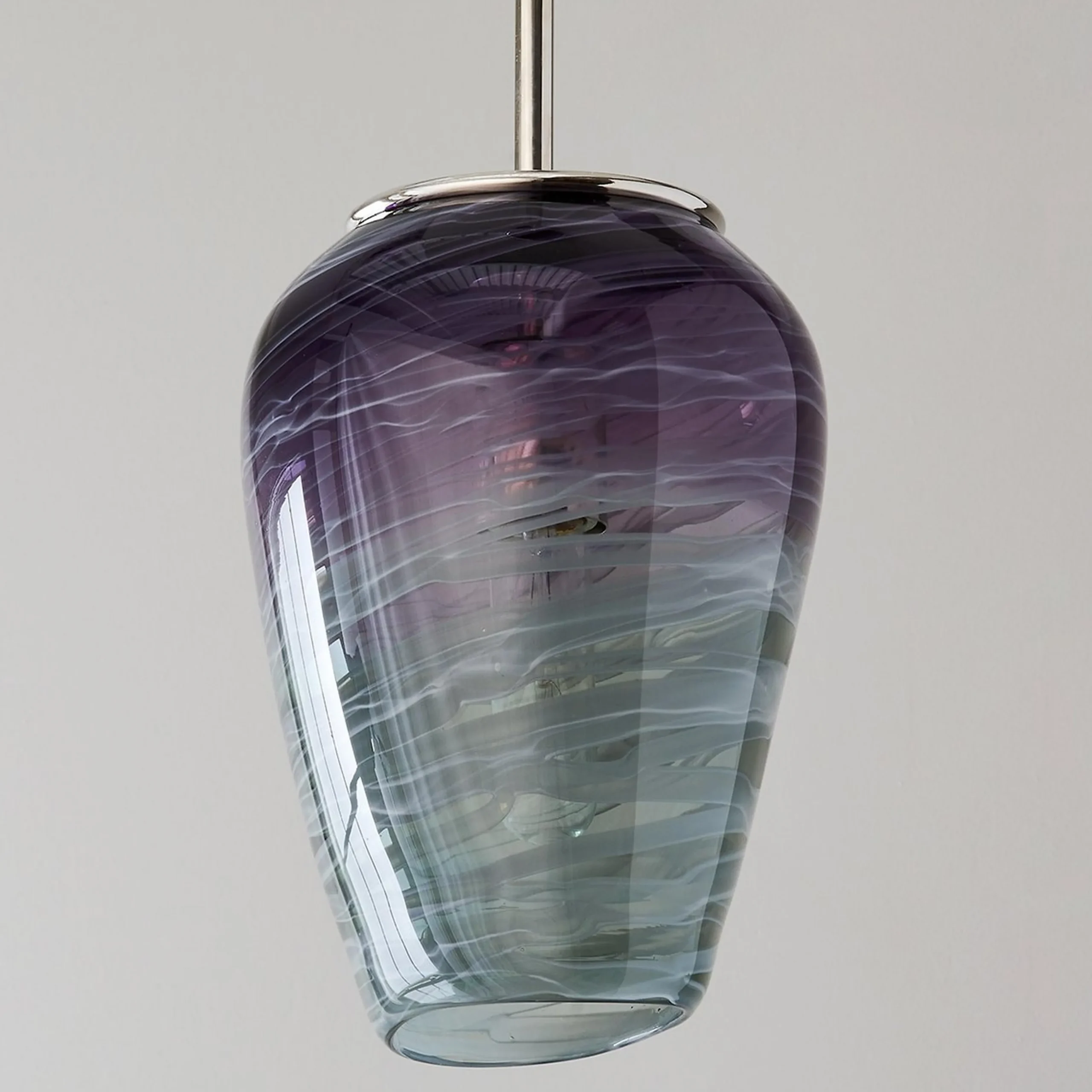 Noirwave Pendant