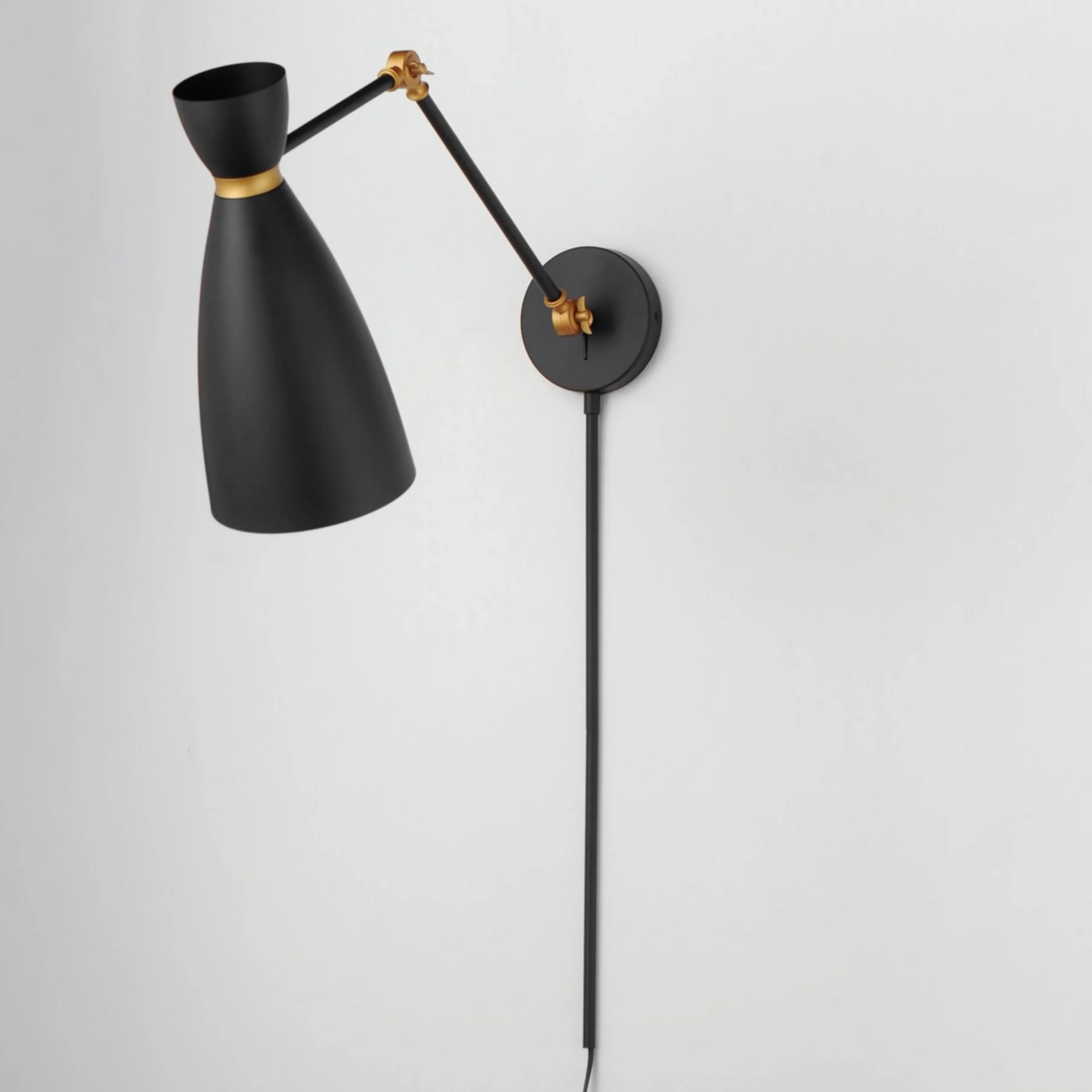 Norne Swing Arm Sconce