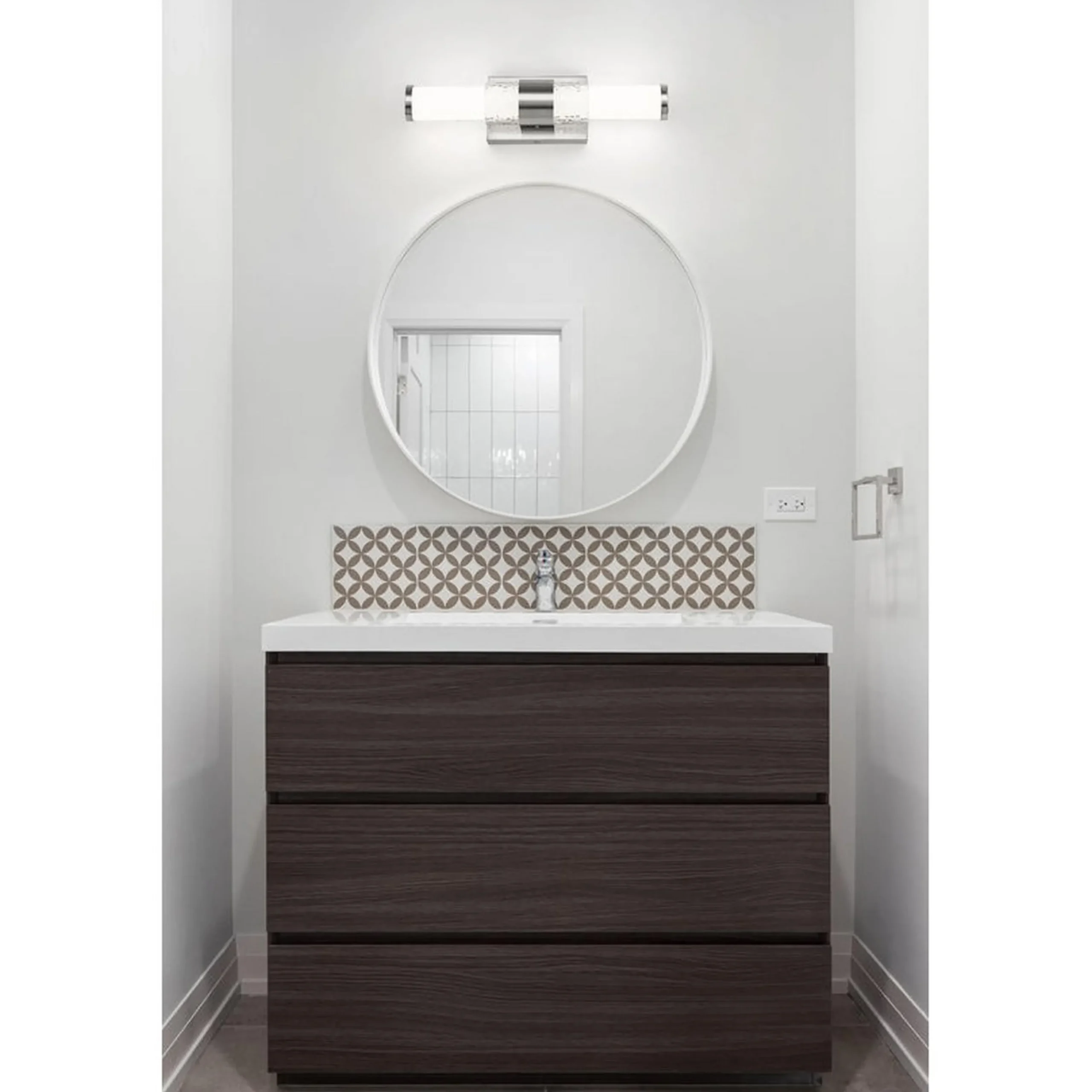 Nycteus LED Vanity Light - 18"