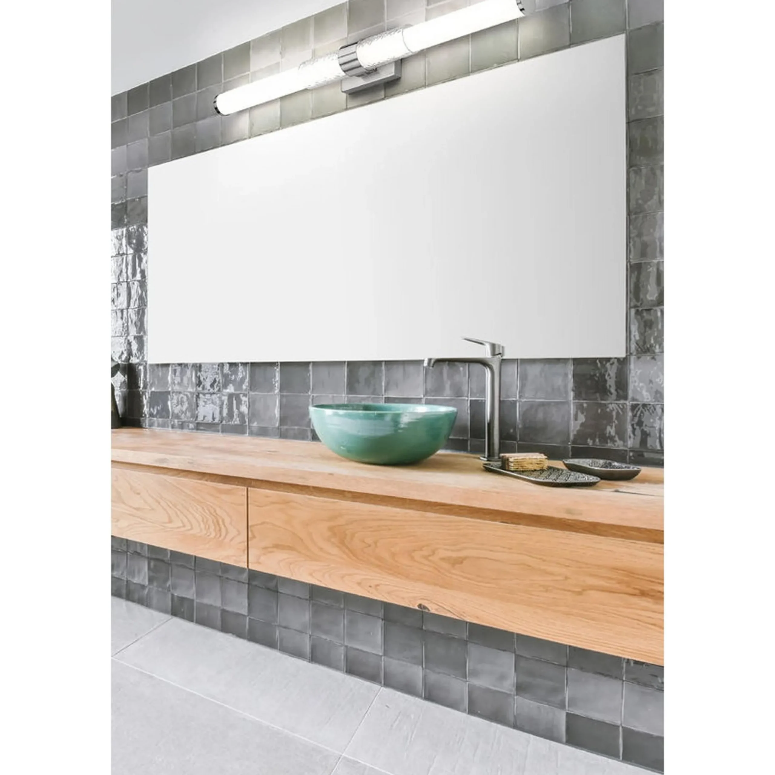 Nycteus LED Vanity Light - 40"