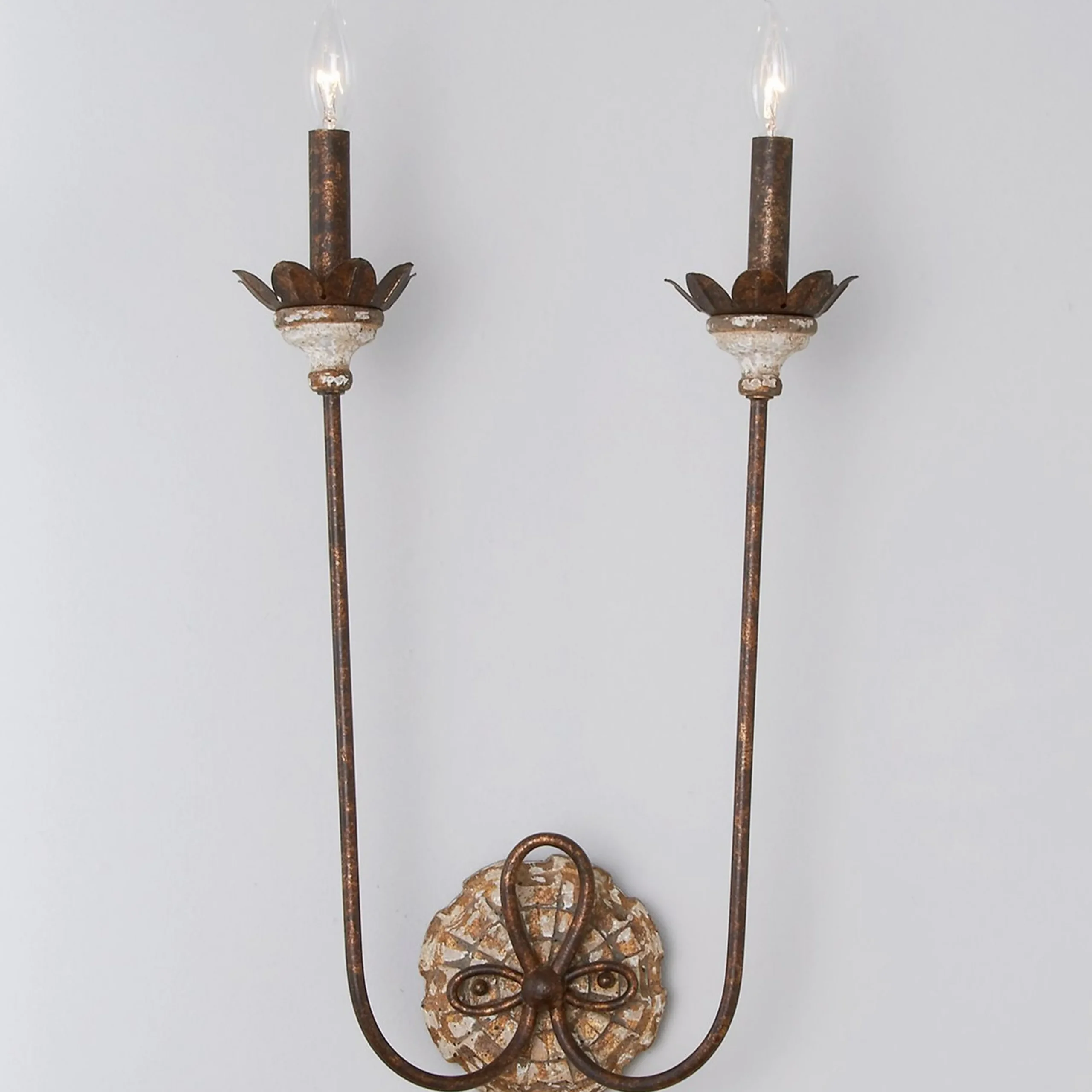 Olivia Sconce