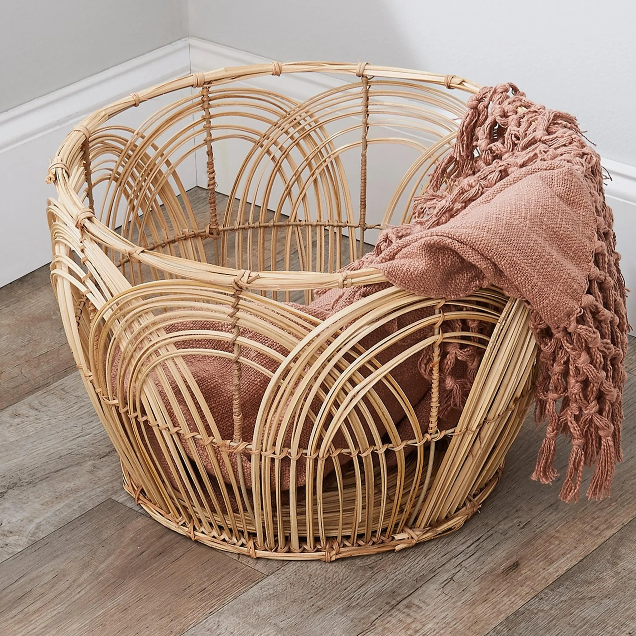 Open Weave Seagrass Basket
