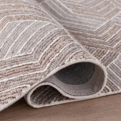 Orbital Hand-Hooked Rug