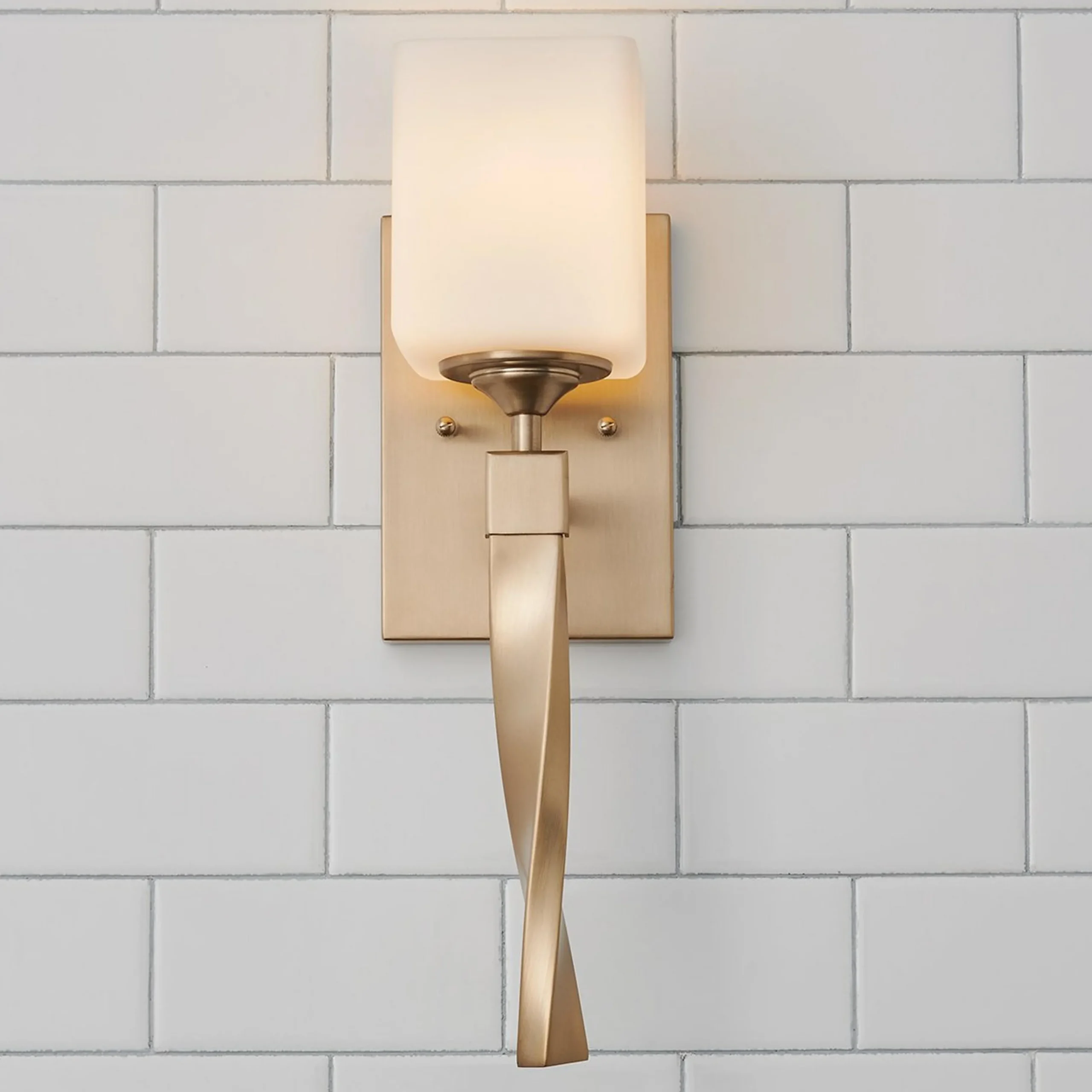 Pedestal Twist Bath Sconce