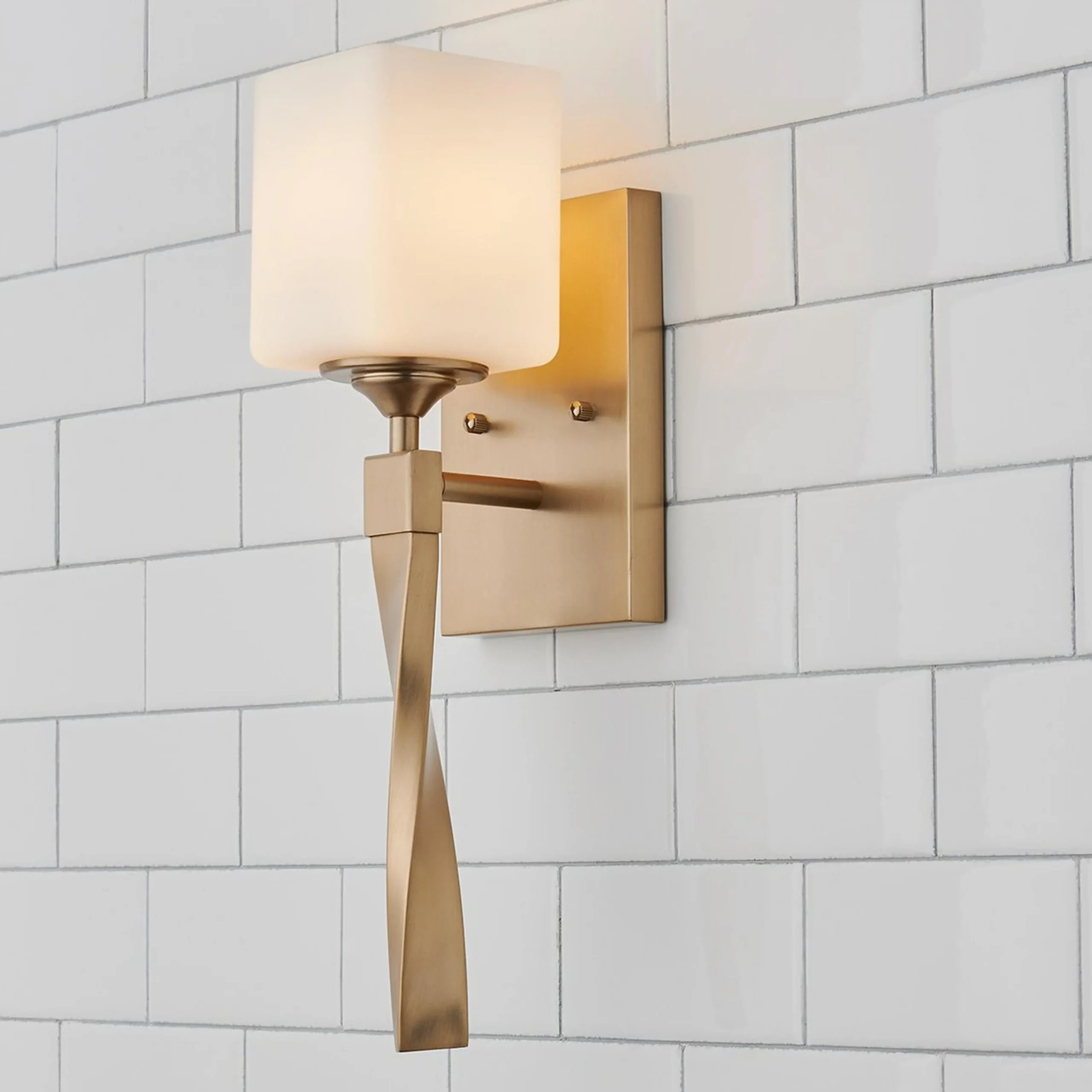 Pedestal Twist Bath Sconce