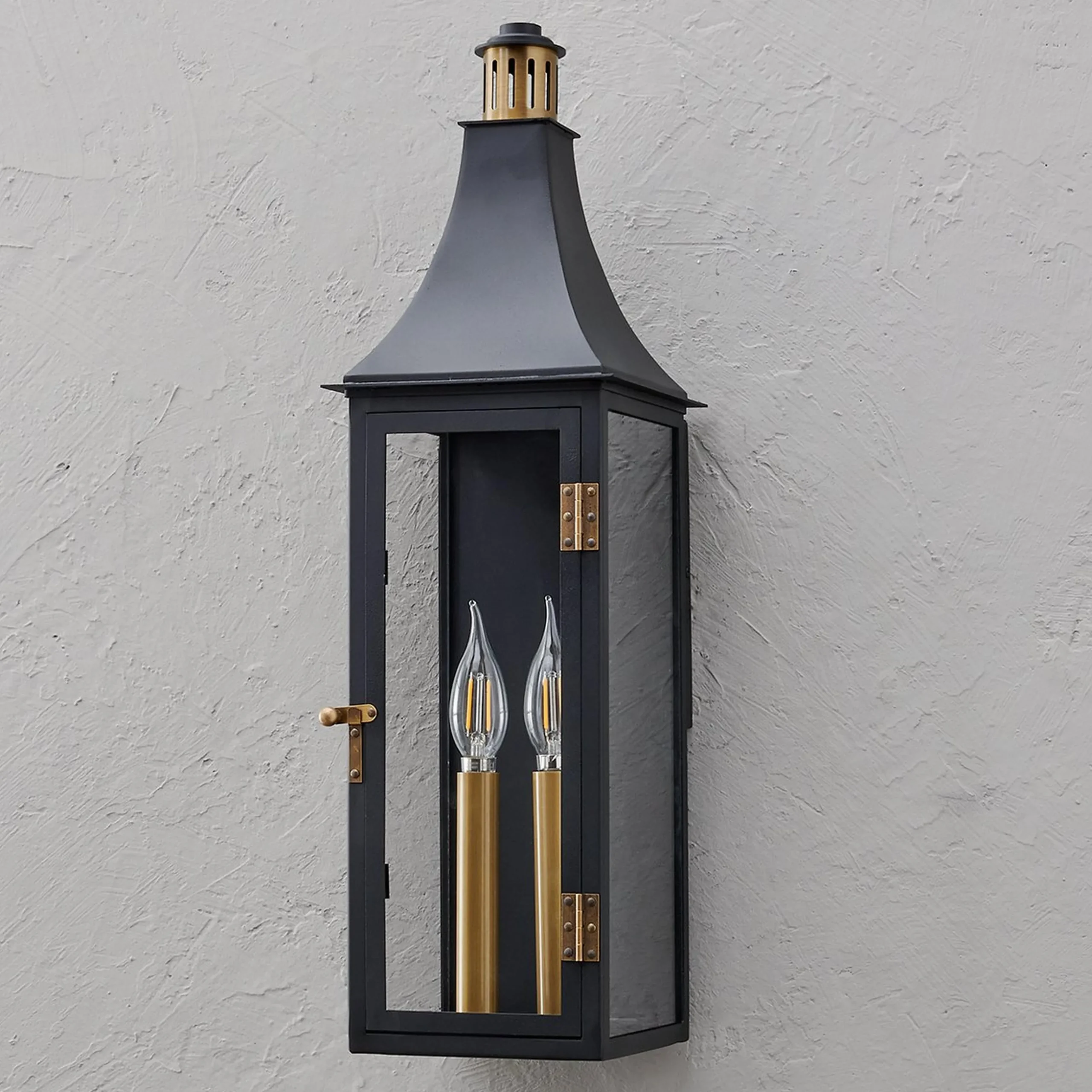 Pembroke Outdoor Sconce - Medium