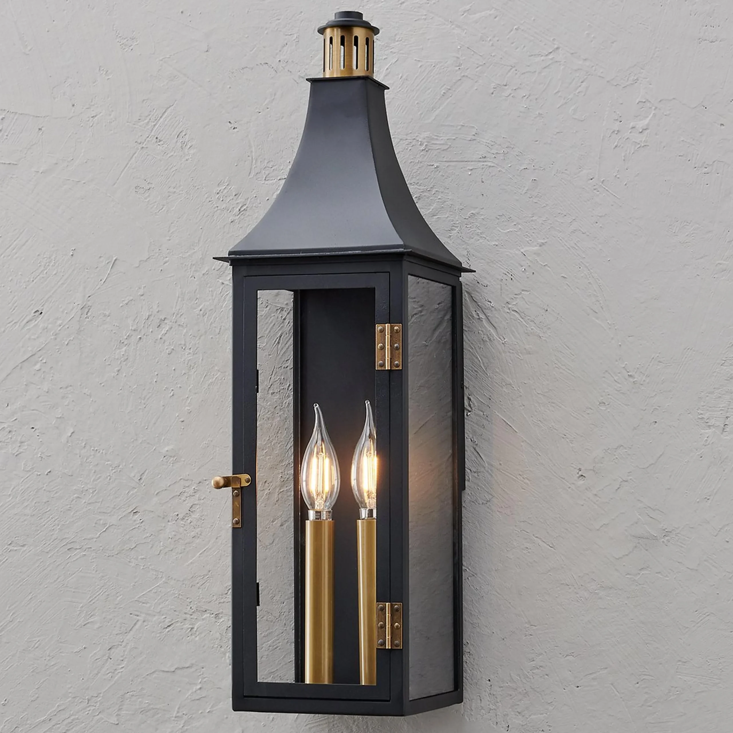 Pembroke Outdoor Sconce - Medium