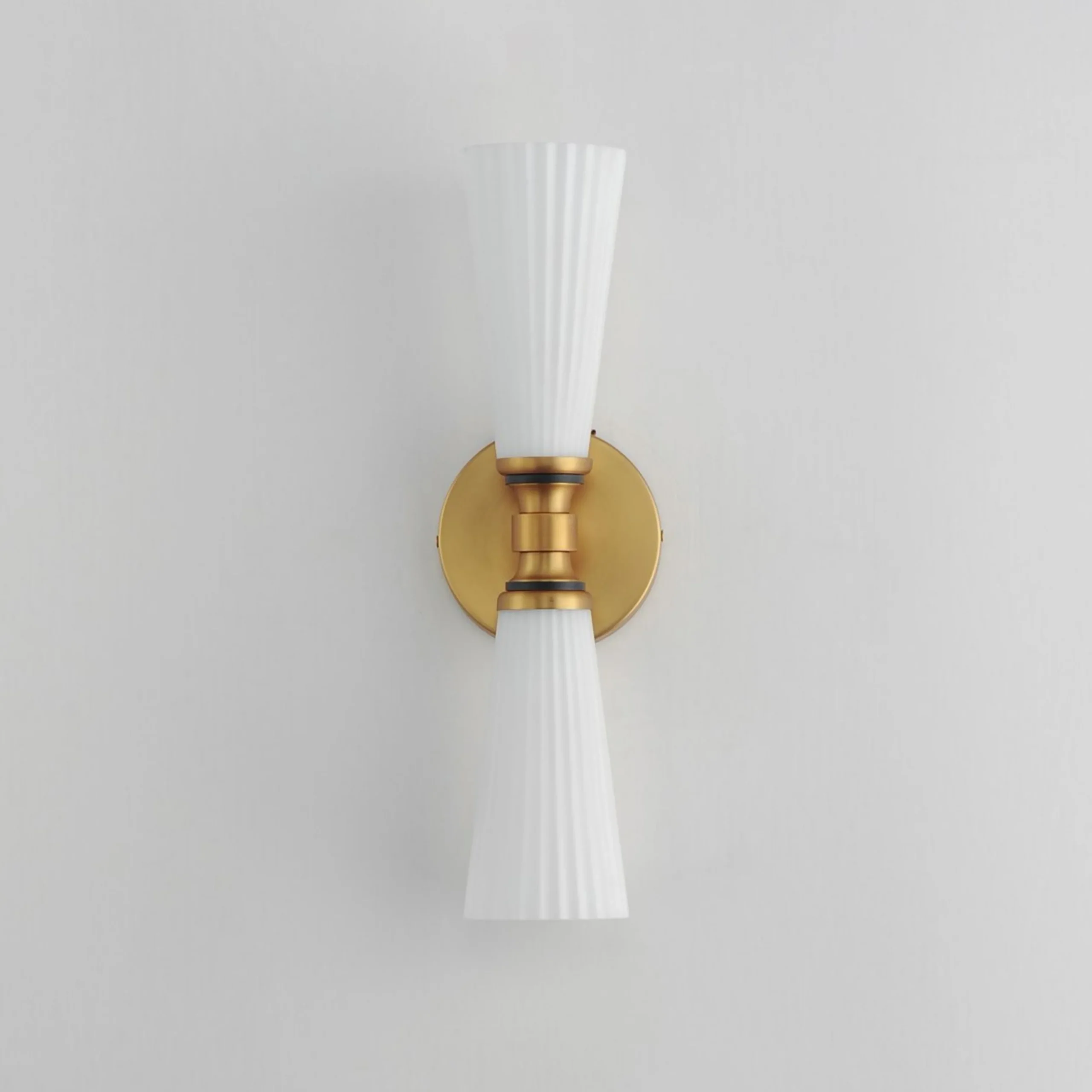 Prenzlauer Sconce