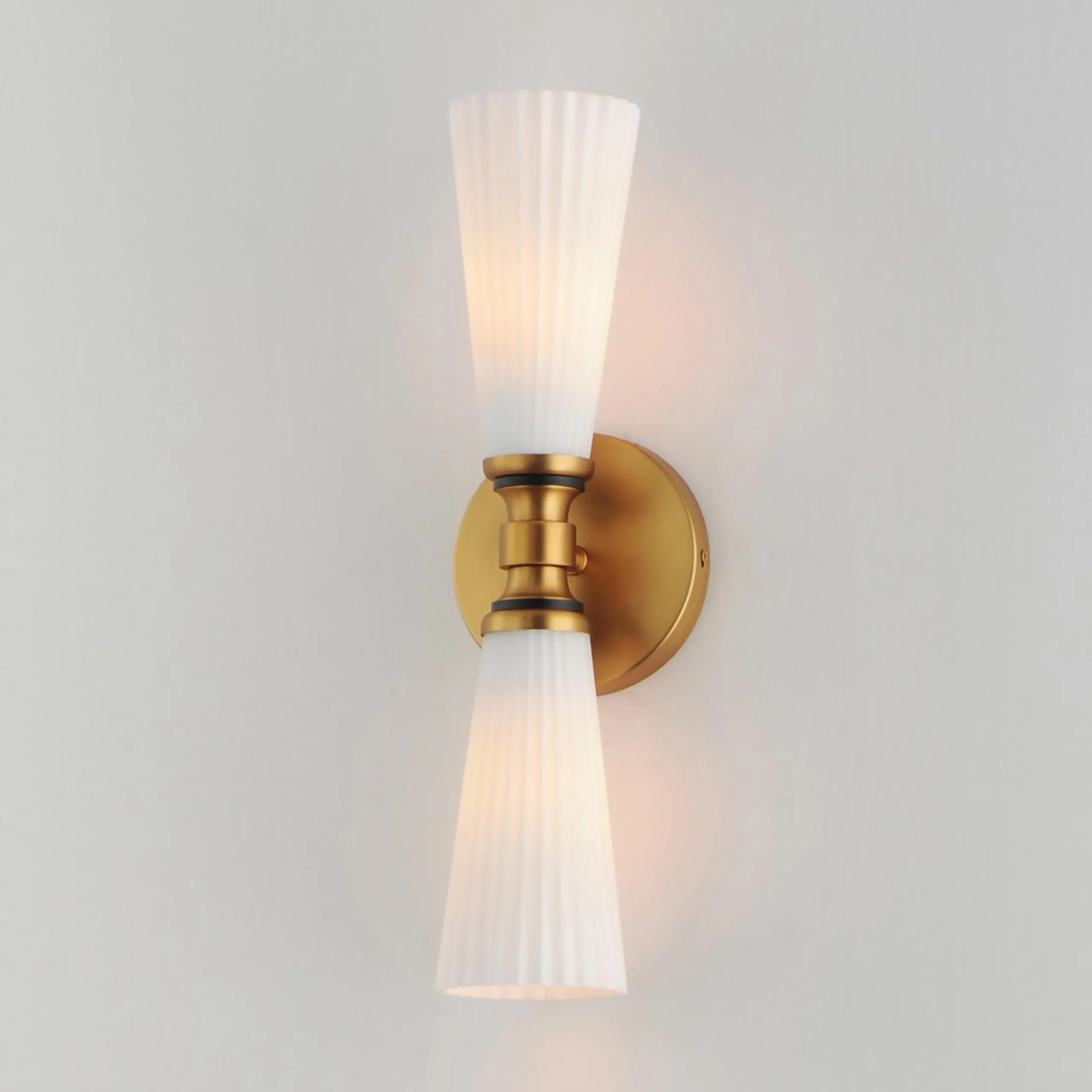 Prenzlauer Sconce