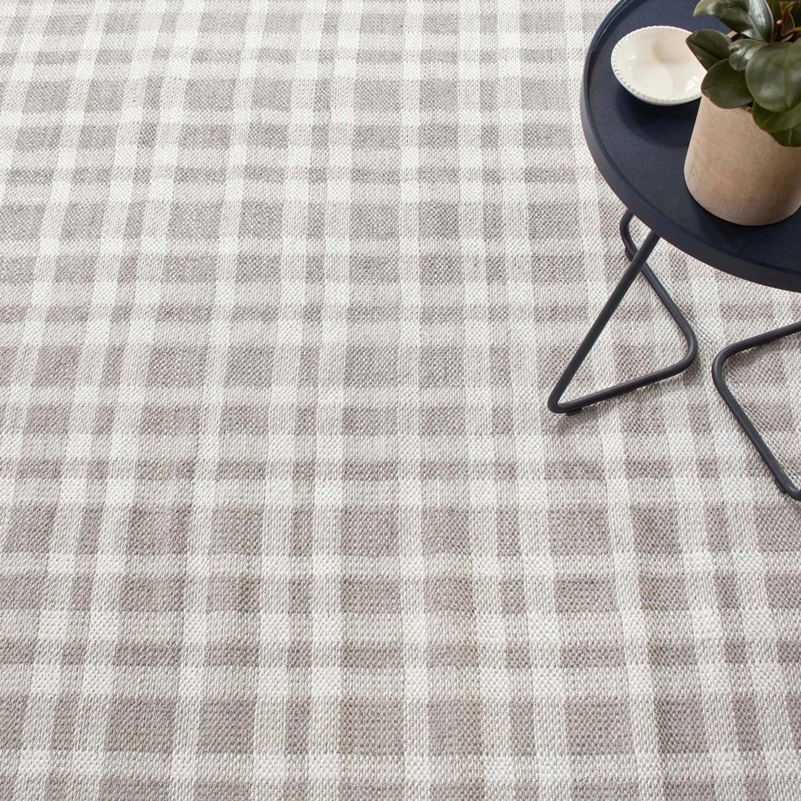 Promenade Handwoven Indoor / Outdoor Rug