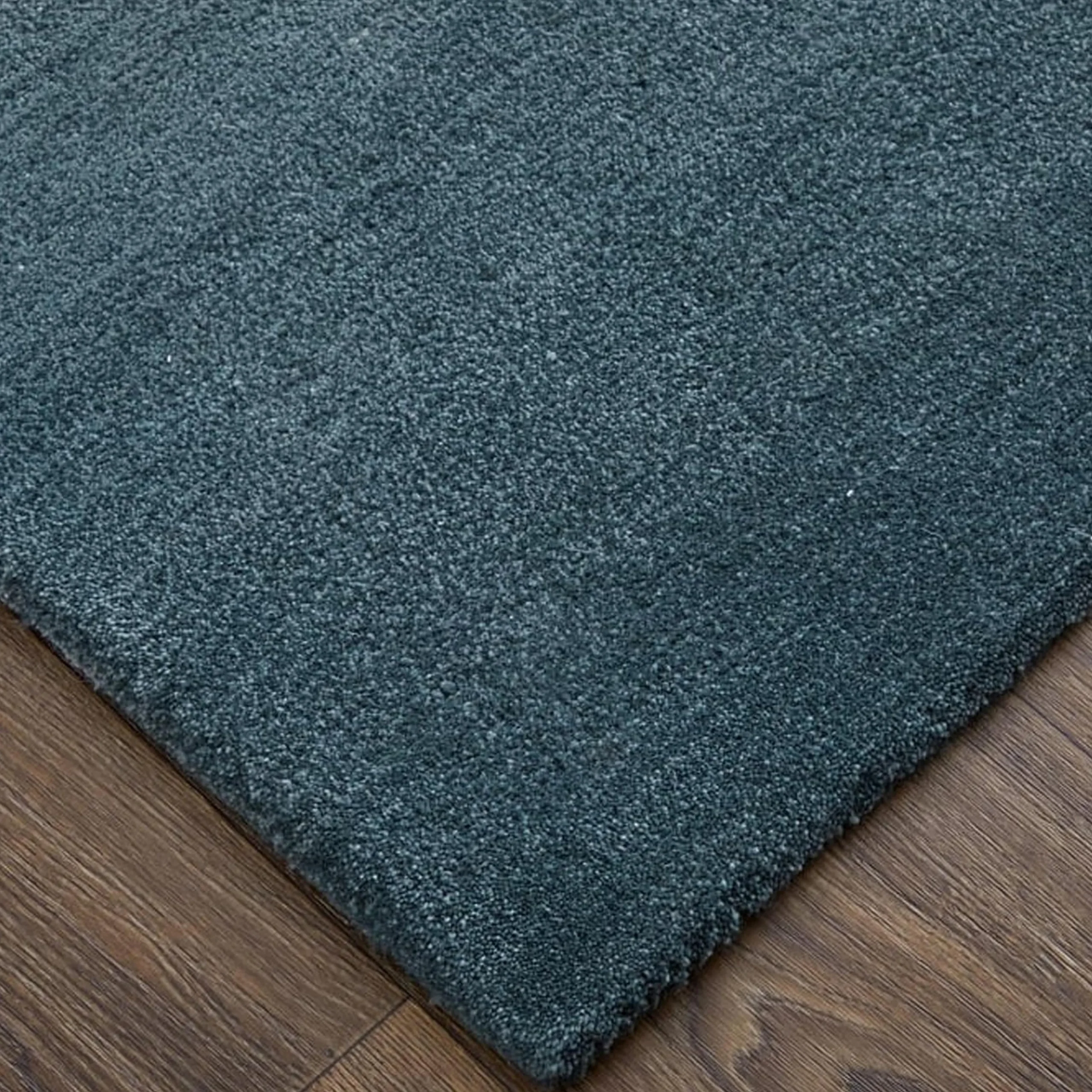 Qualls Hand-Tufted Rug